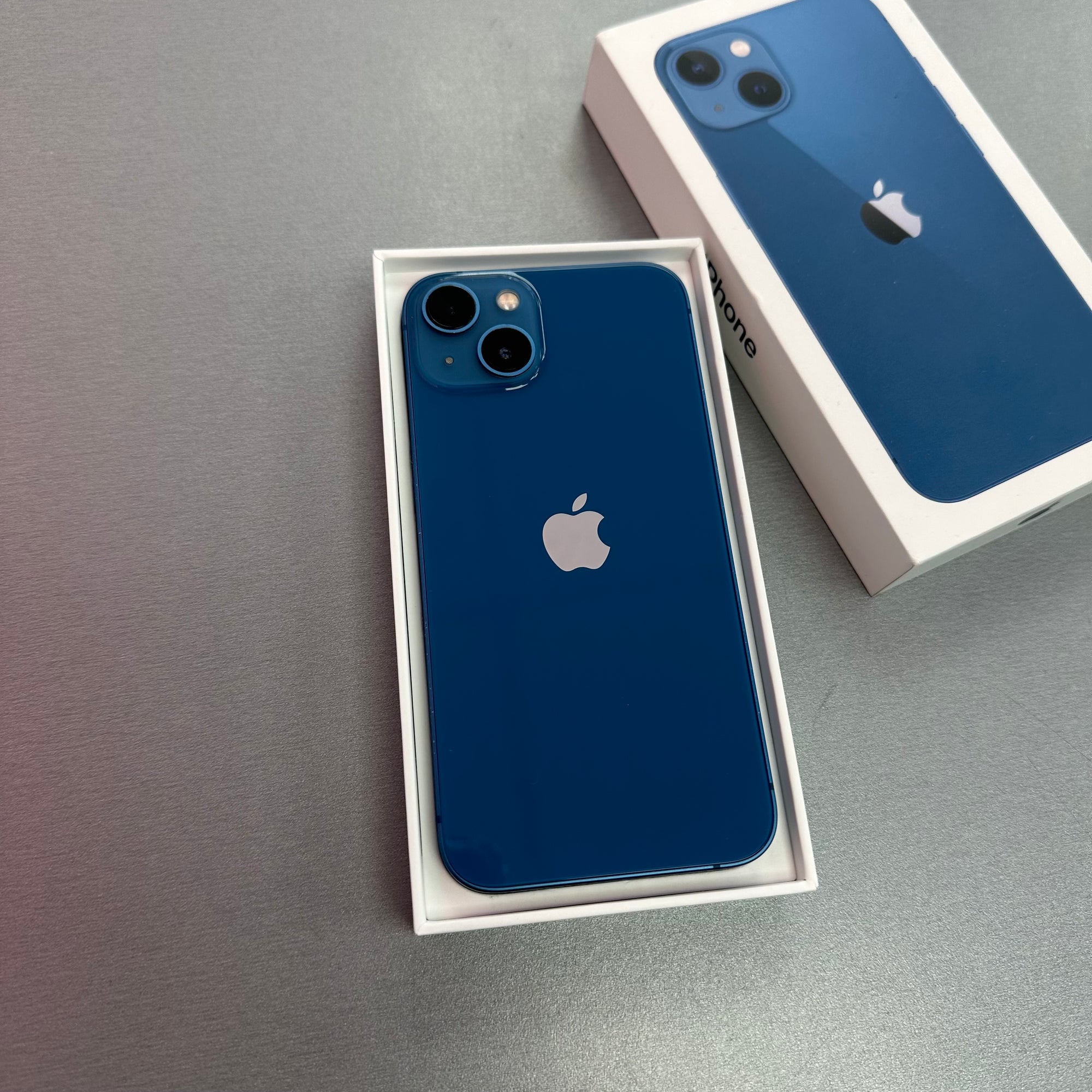 Apple iPhone 13 128GB Blue - 88% Battery Health
