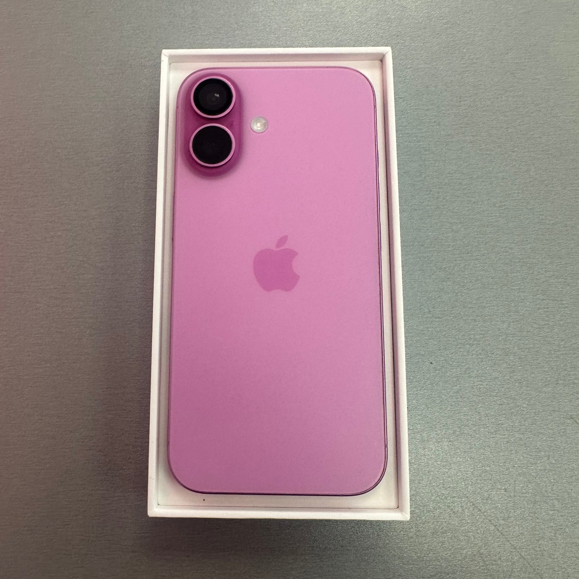 Apple iPhone 16 128GB Pink 91% Battery Health Great like new condition