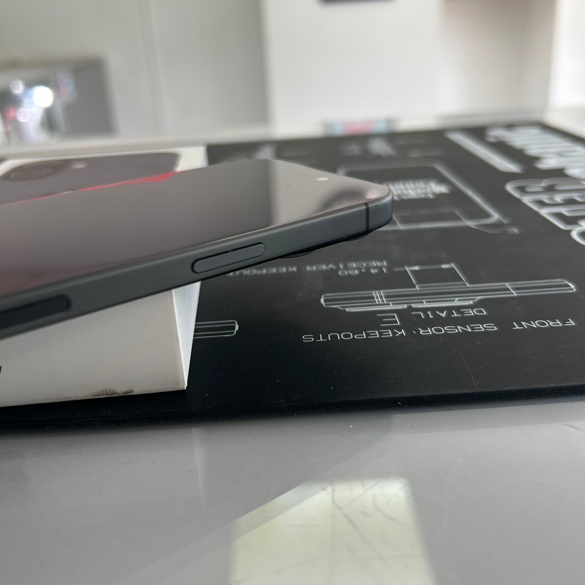 Like New Apple iPhone 17 256GB Black
