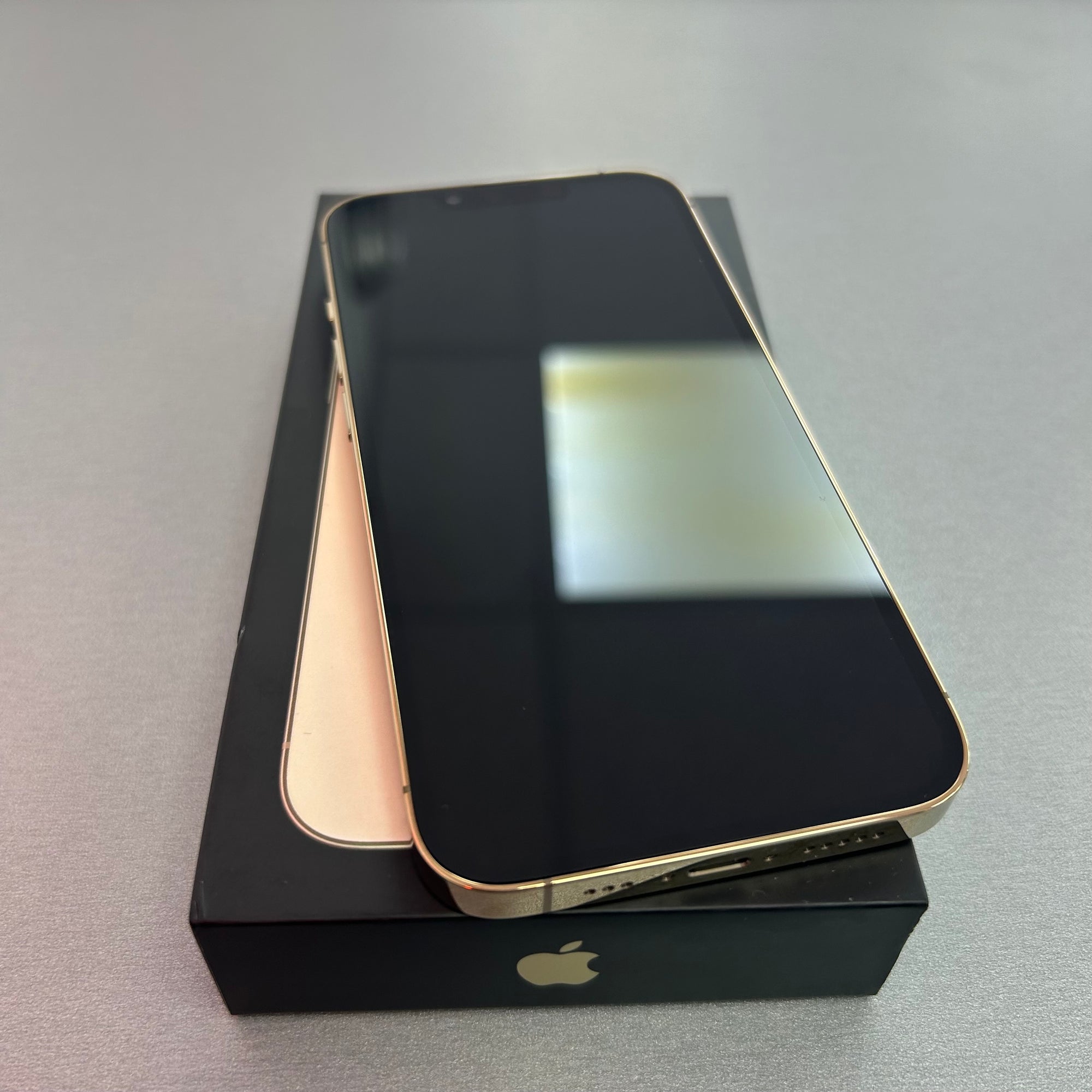 Apple iPhone 13 Pro 128GB Gold 100% Battery Health