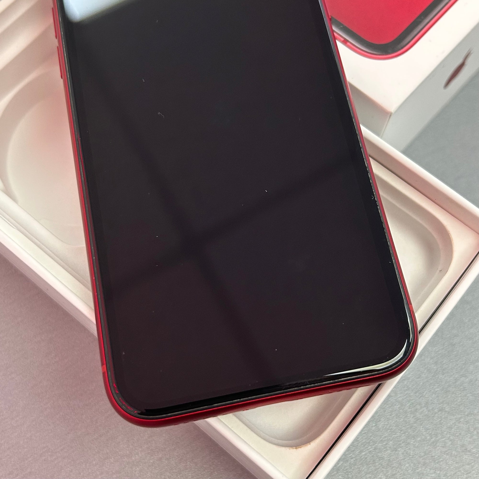 Apple iPhone XR 128GB Product Red 100% Battery Health