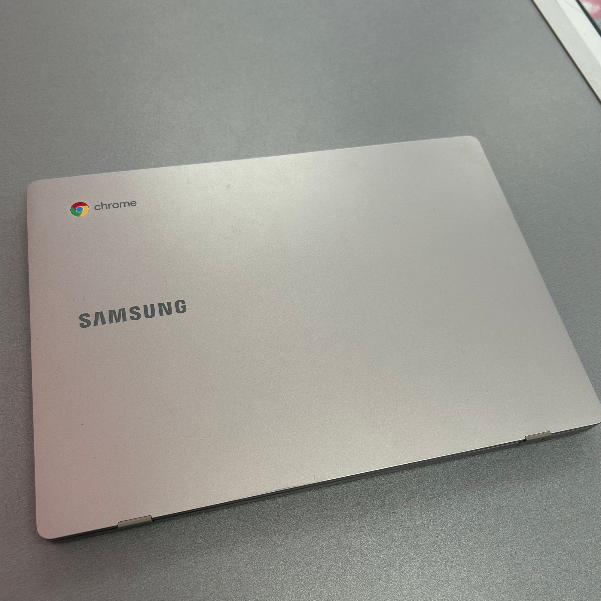 Samsung Galaxy Chromebook Go Silver - 11.6 inch, 4GB RAM, 32GB EMMC Storage