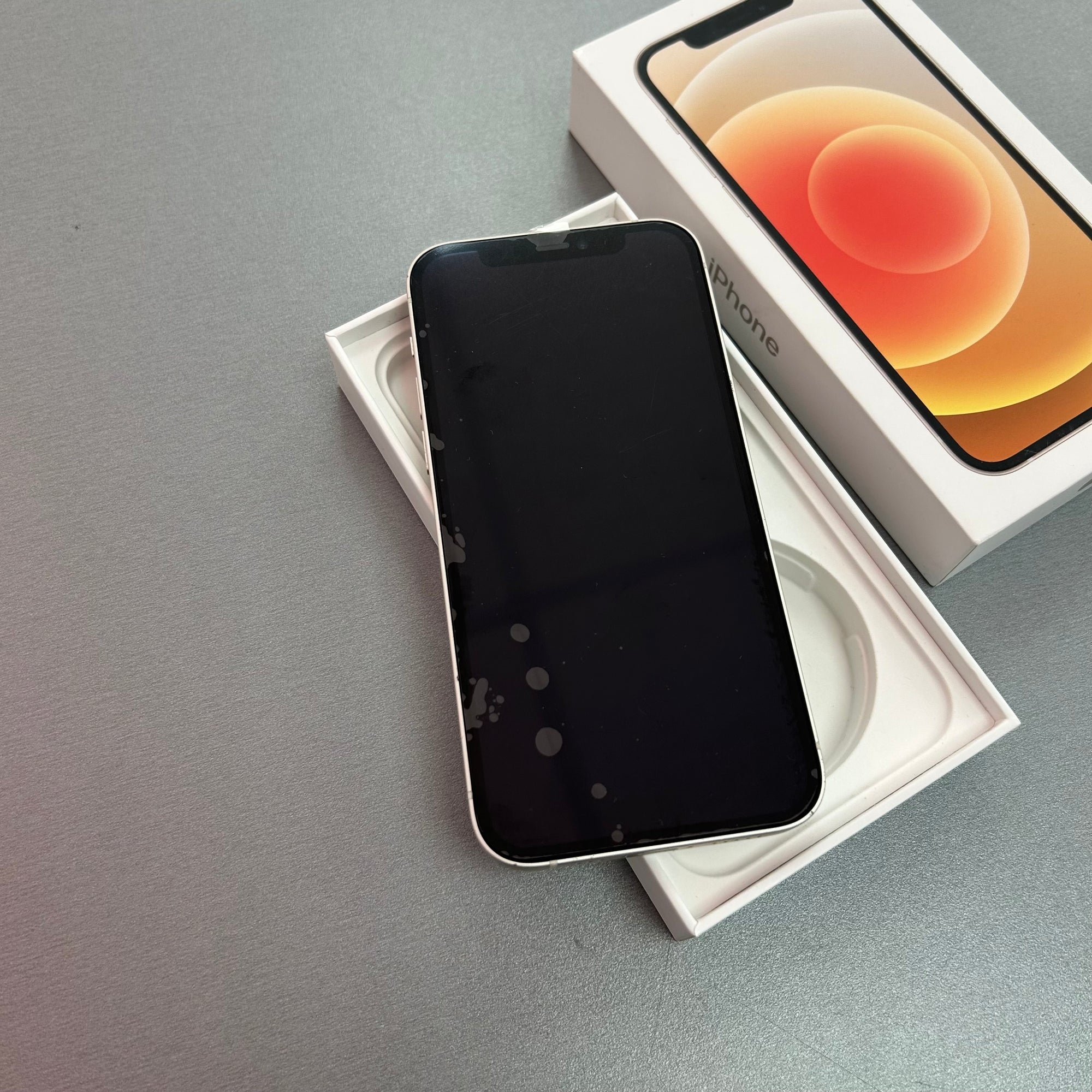 Apple iPhone 12 64GB White 100% Battery Health