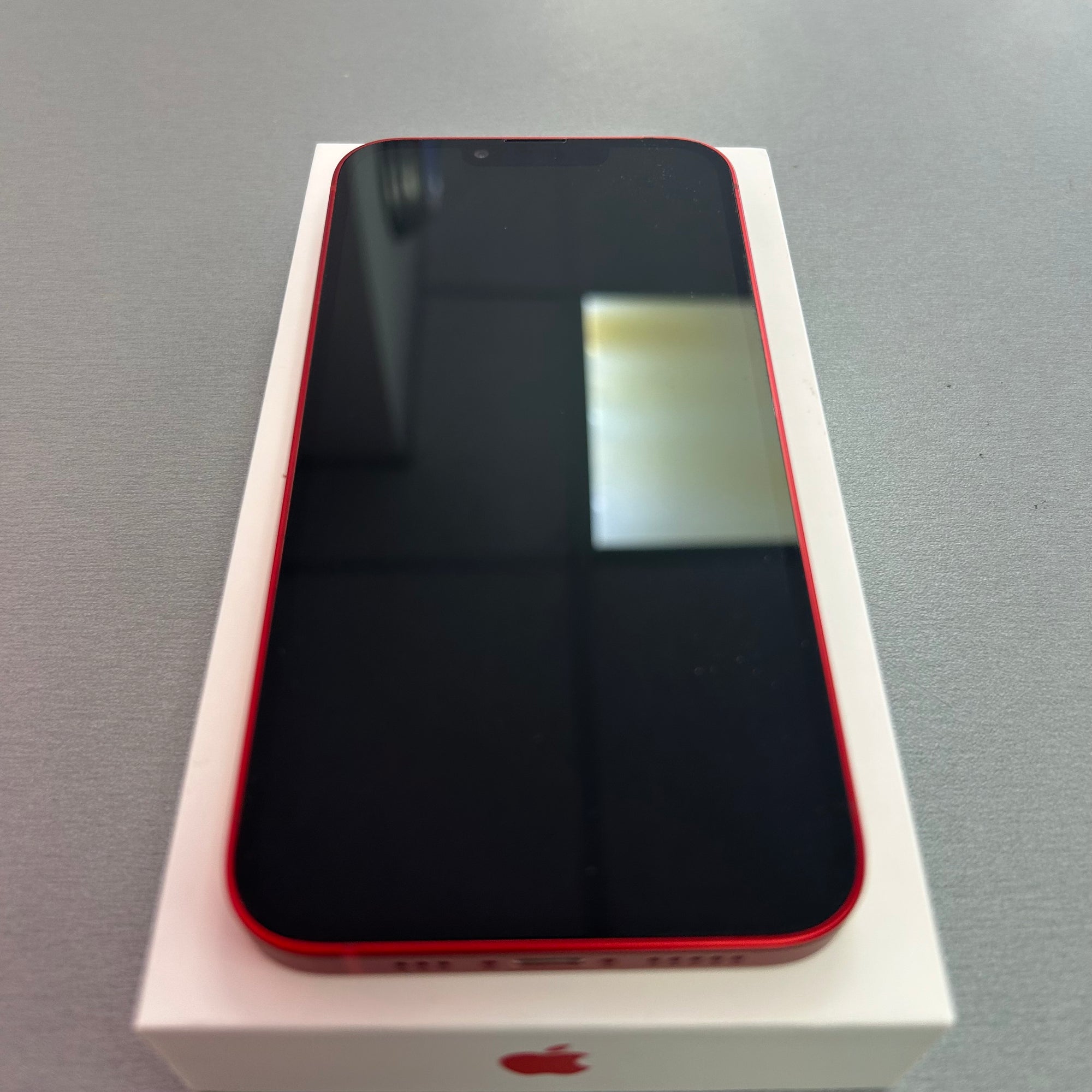 Apple iPhone 13 128GB Red 89% Battery Health