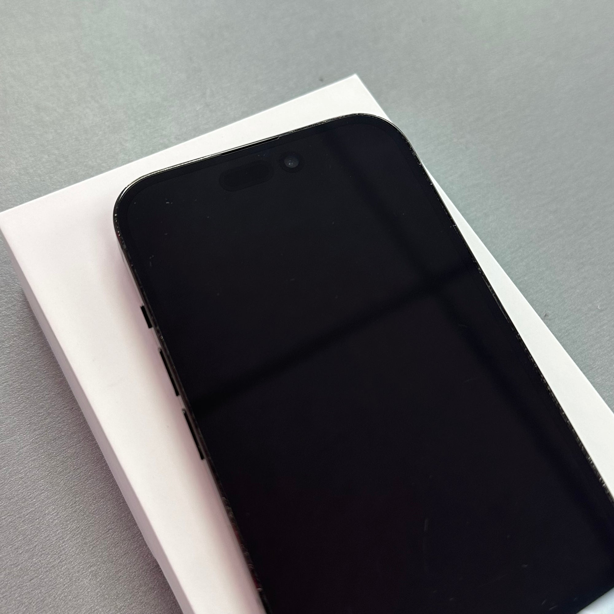 Apple iPhone 14 Pro - Space Black 256GB &amp; 100% Battery Health