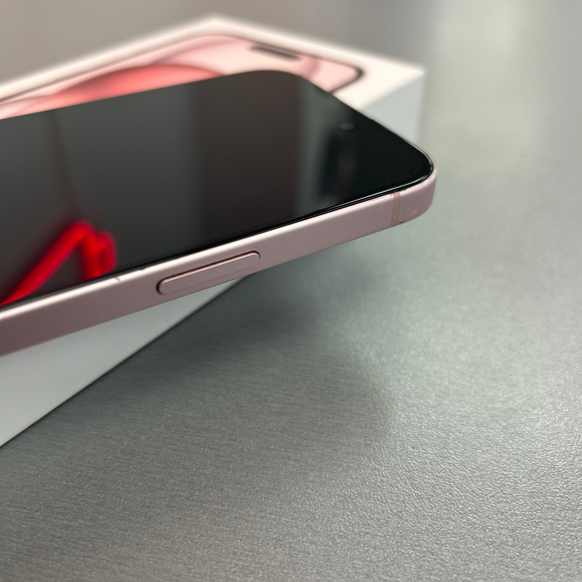 Apple iPhone 15 128GB Pink 100% Battery Health