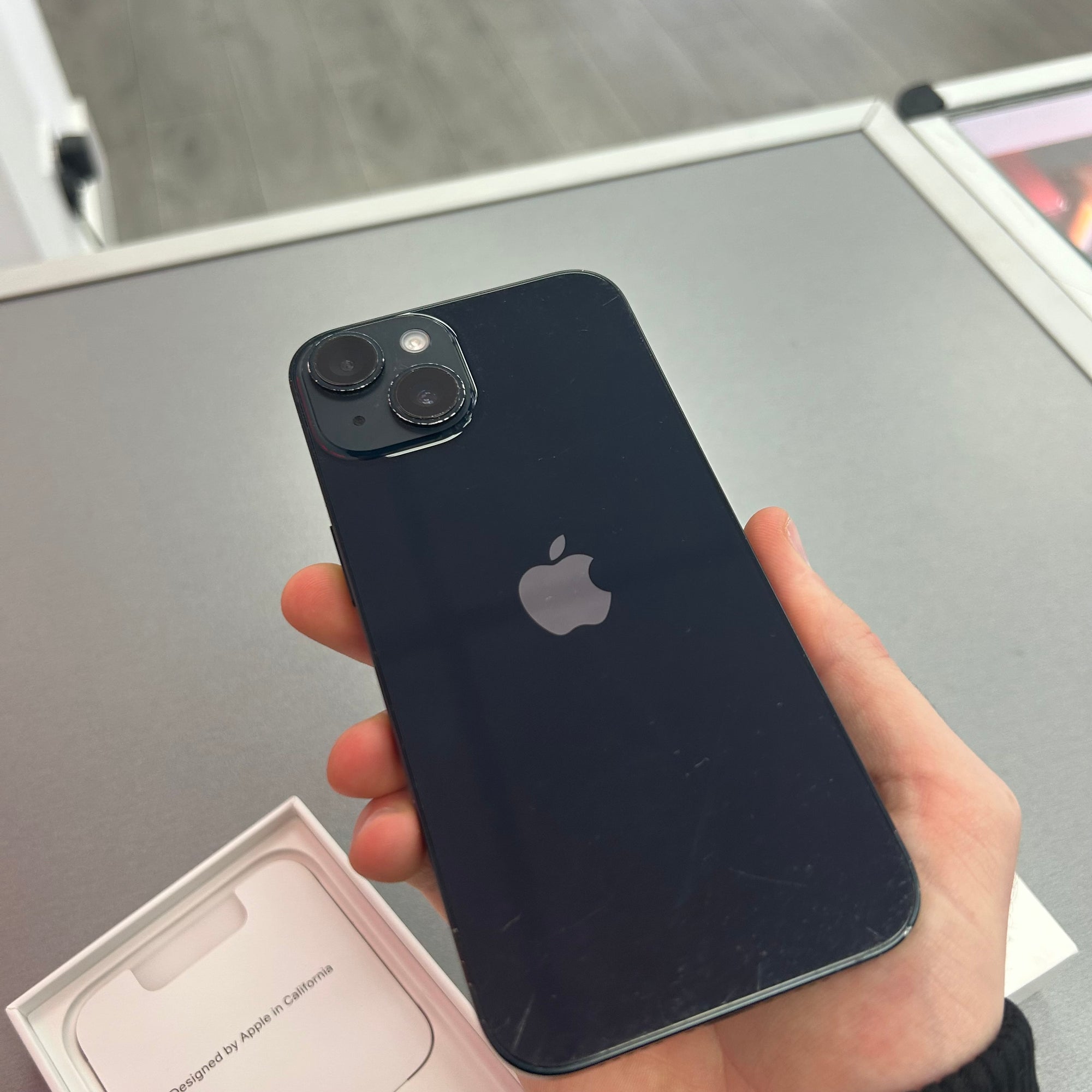 Apple iPhone 13 128GB Midnight 100% Battery Health