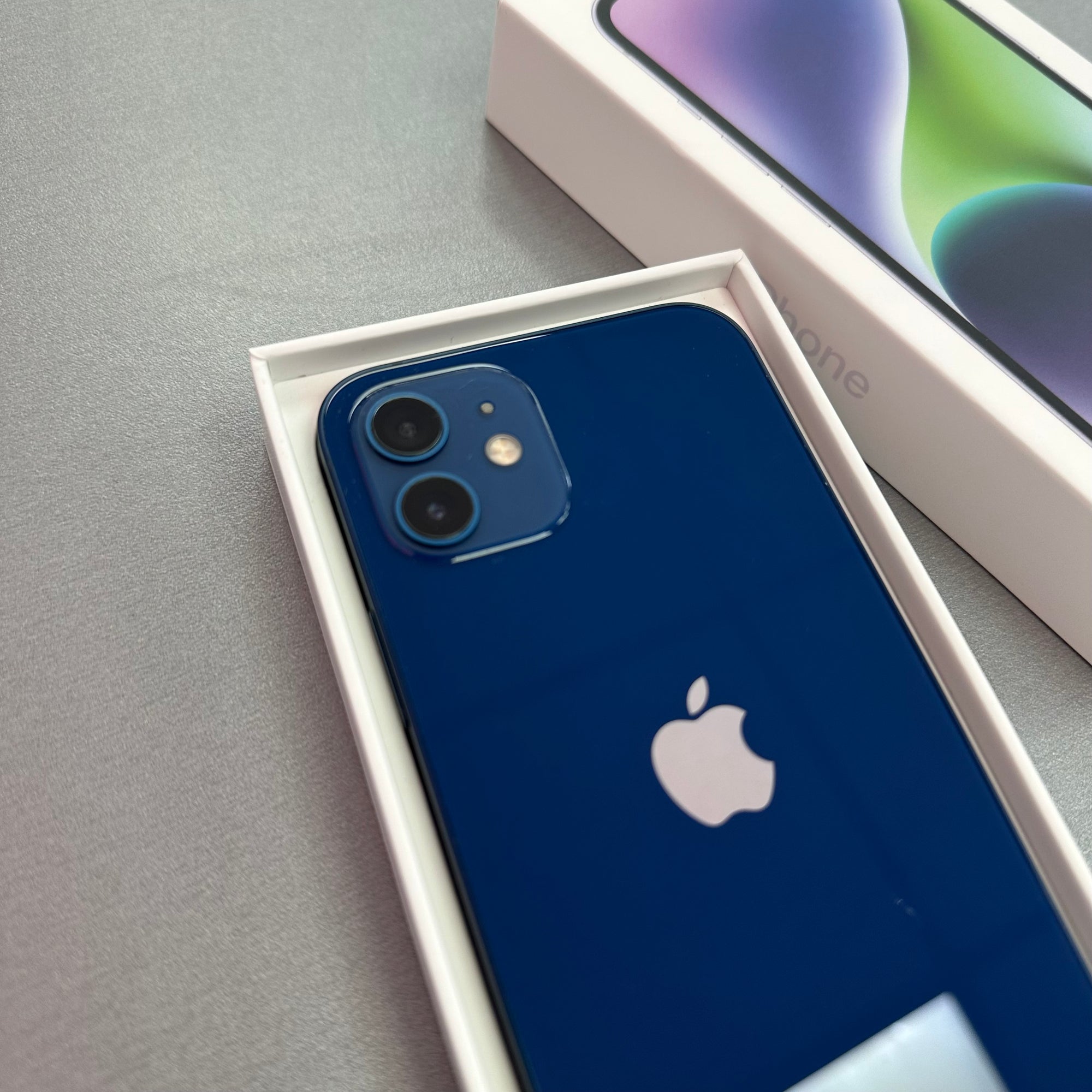 Apple iPhone 12 64GB Blue - 100% Battery Health