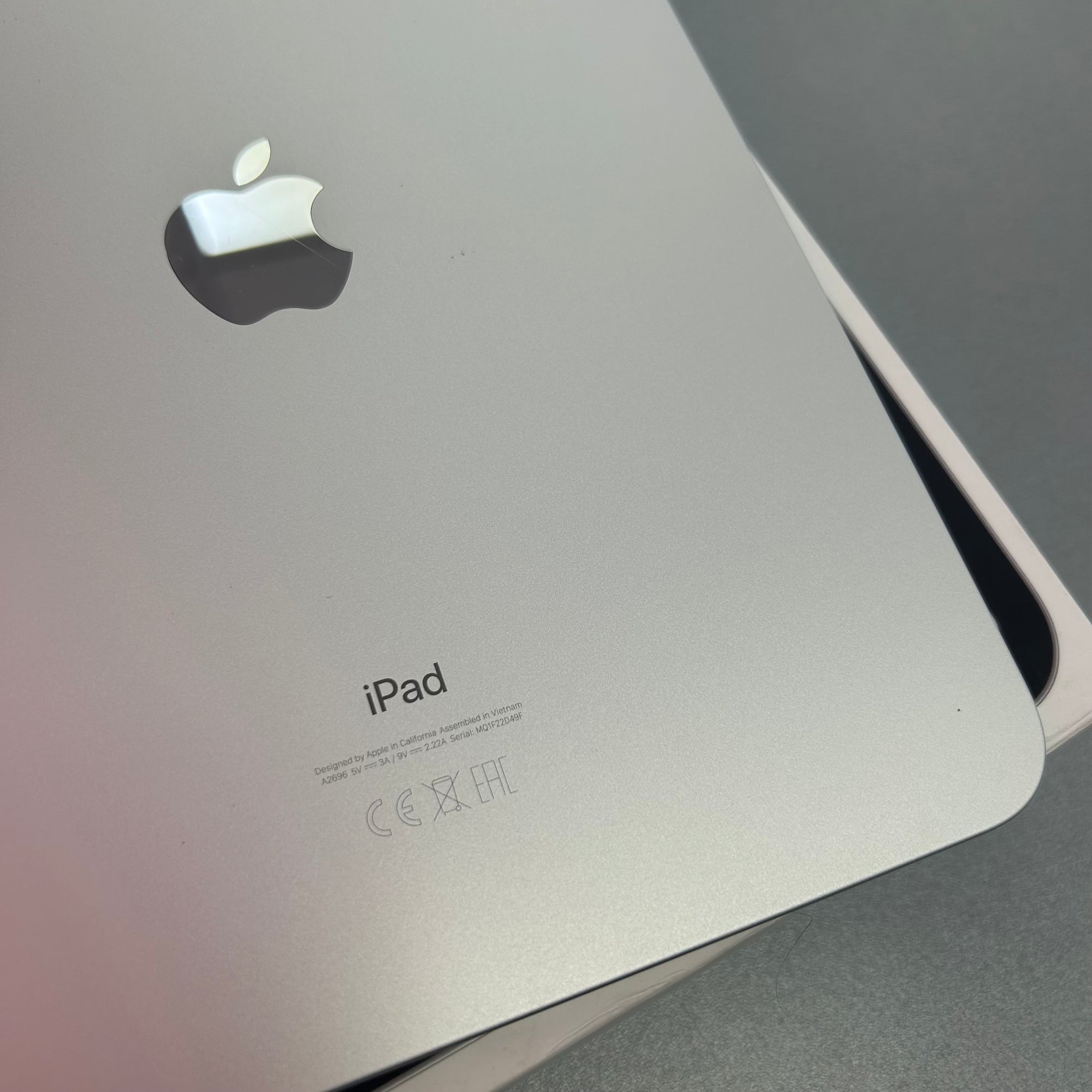 Apple iPad 10th Generation 64GB Silver Wi-Fi