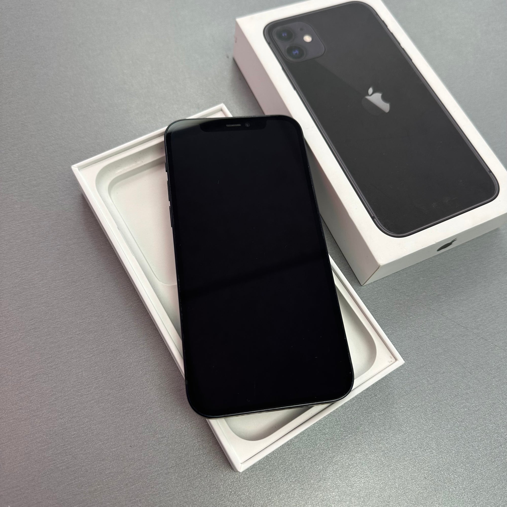Apple iPhone 12 64GB Black - 90% Battery Health