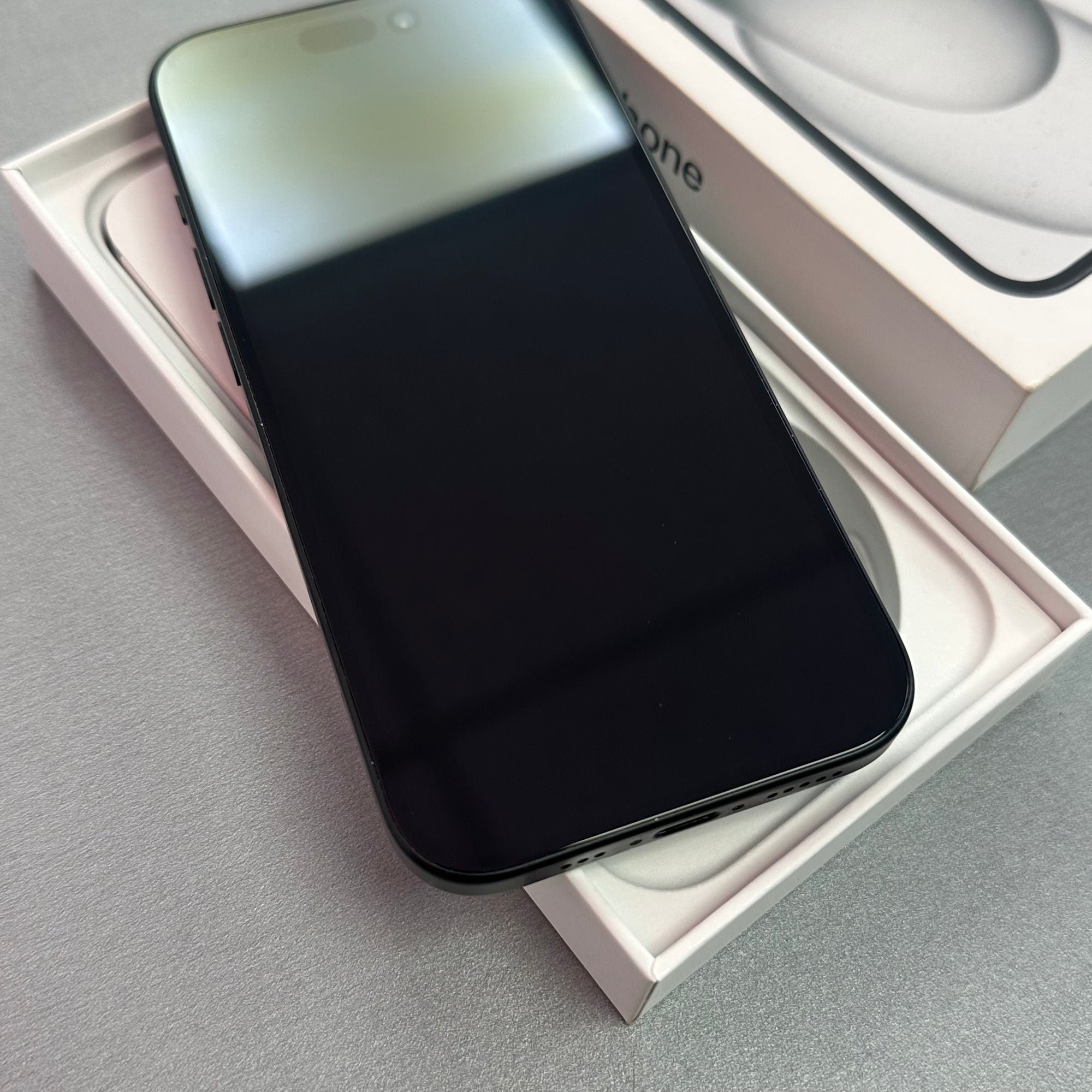 Apple iPhone 15 128GB Black - 91% Battery Health