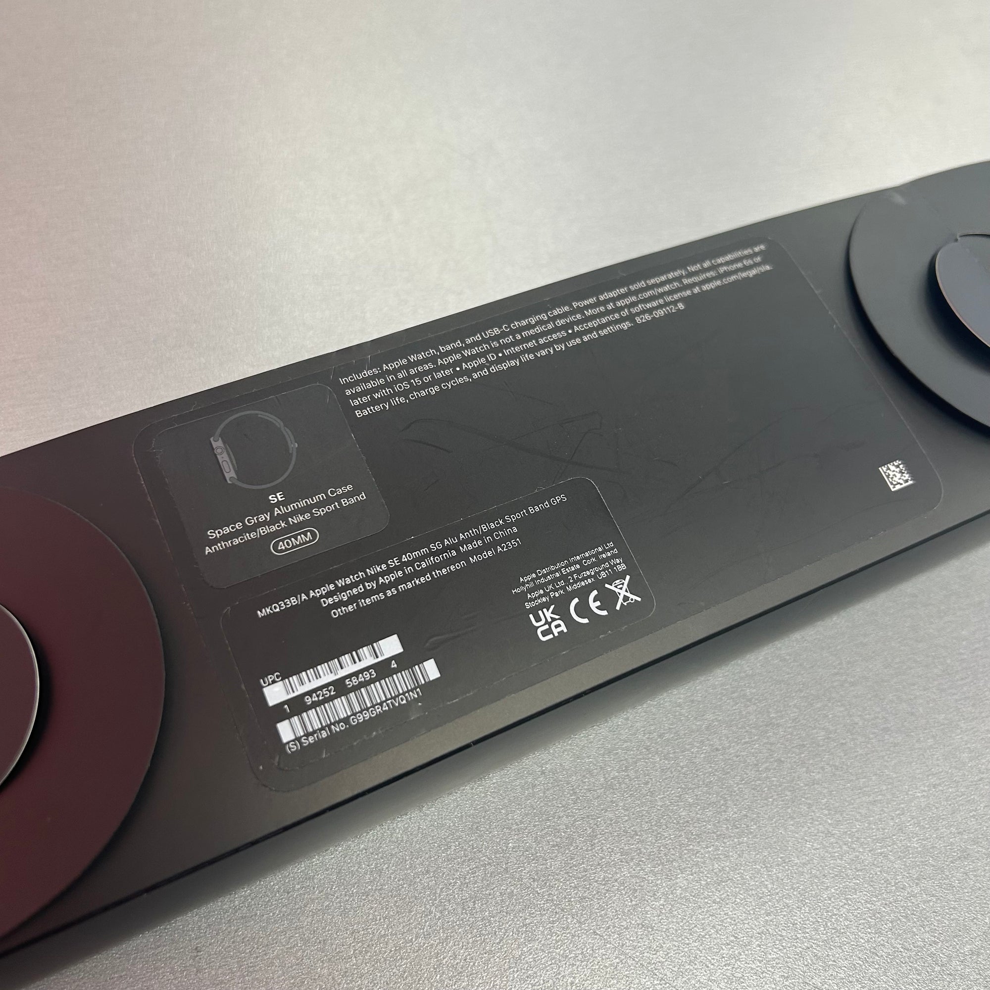 Apple Watch Nike Edition SE - 40mm Space Grey Aluminium