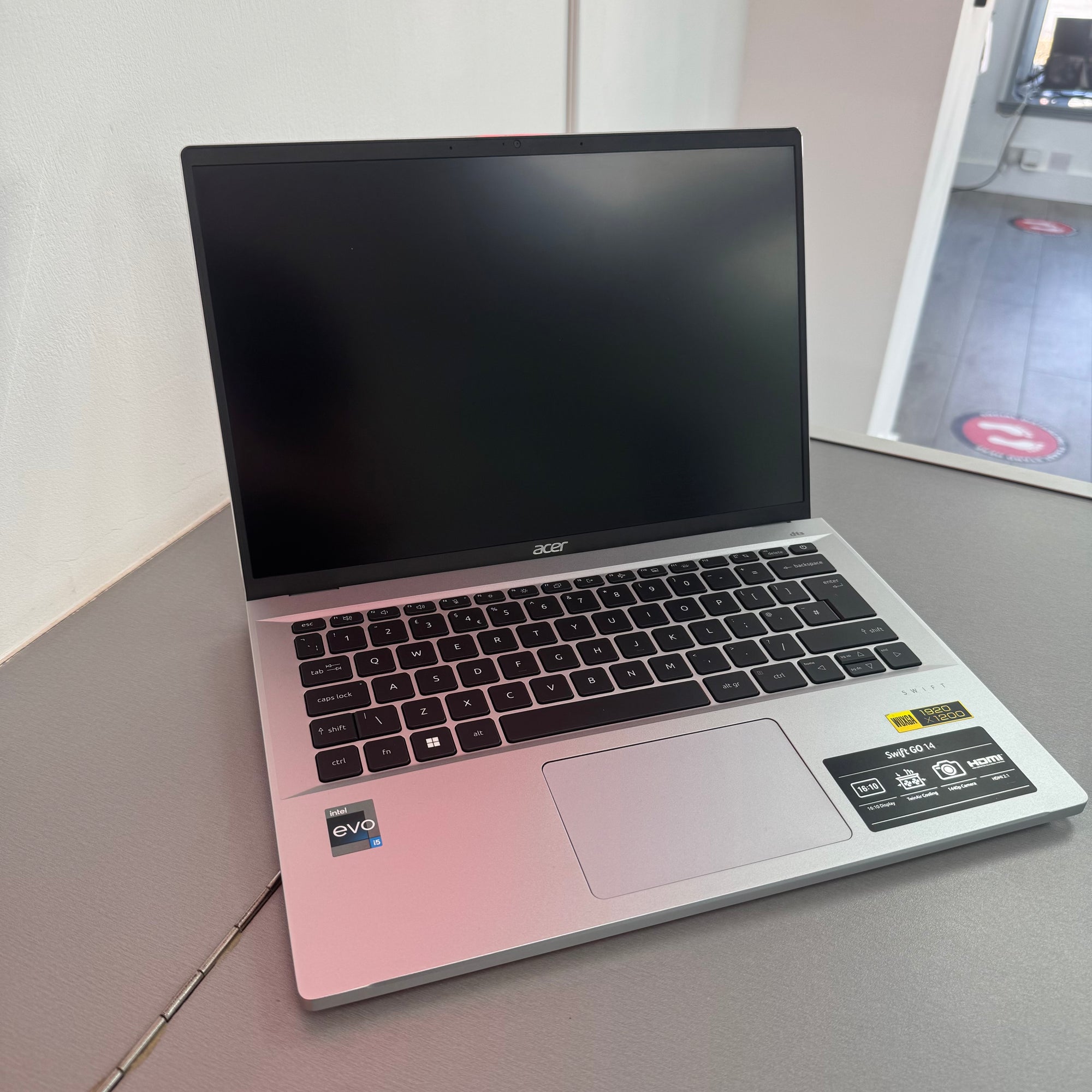 Acer Swift Go 14 inch Touchscreen Laptop