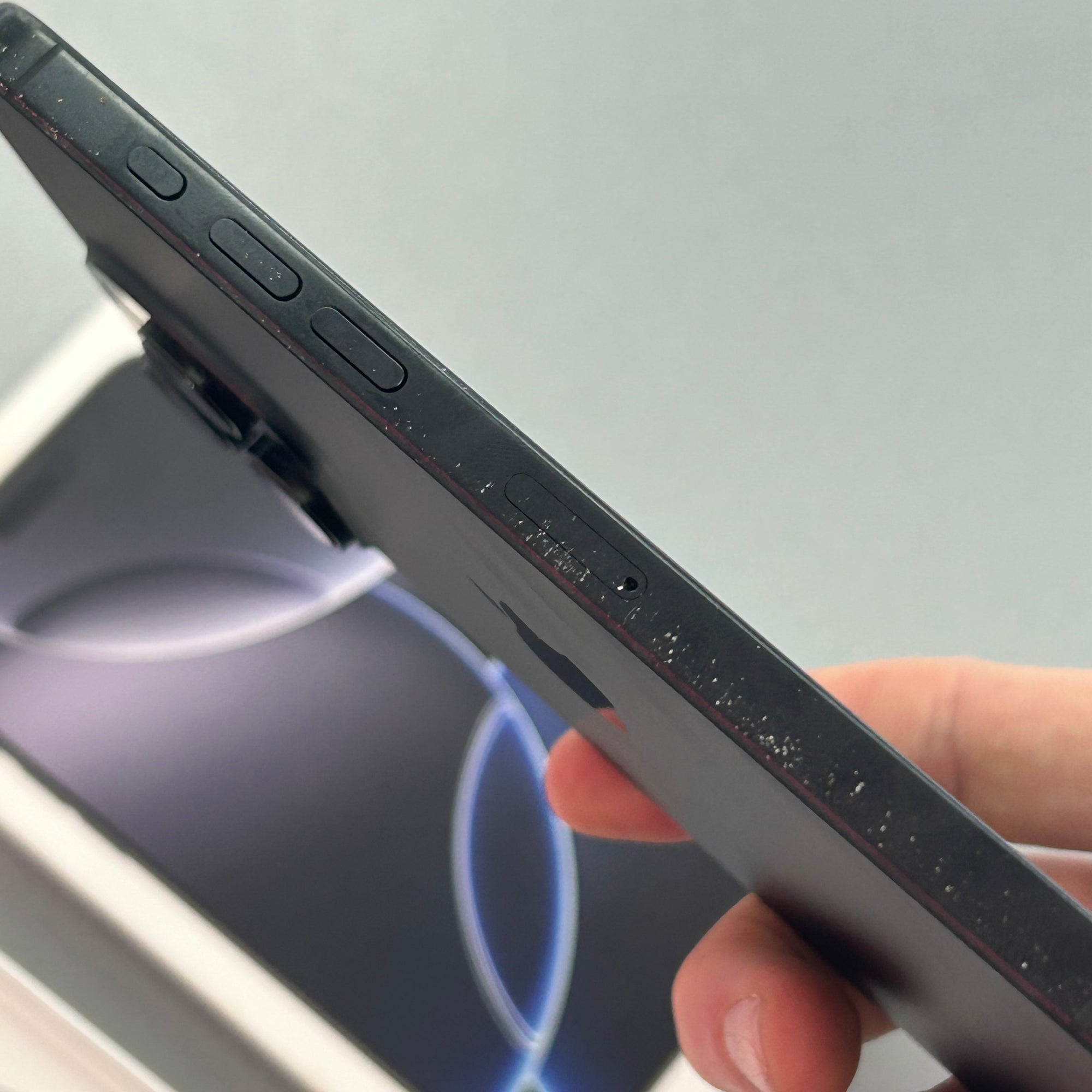 Apple iPhone 16 Pro Max 256GB Black Titanium - 94% Battery Health