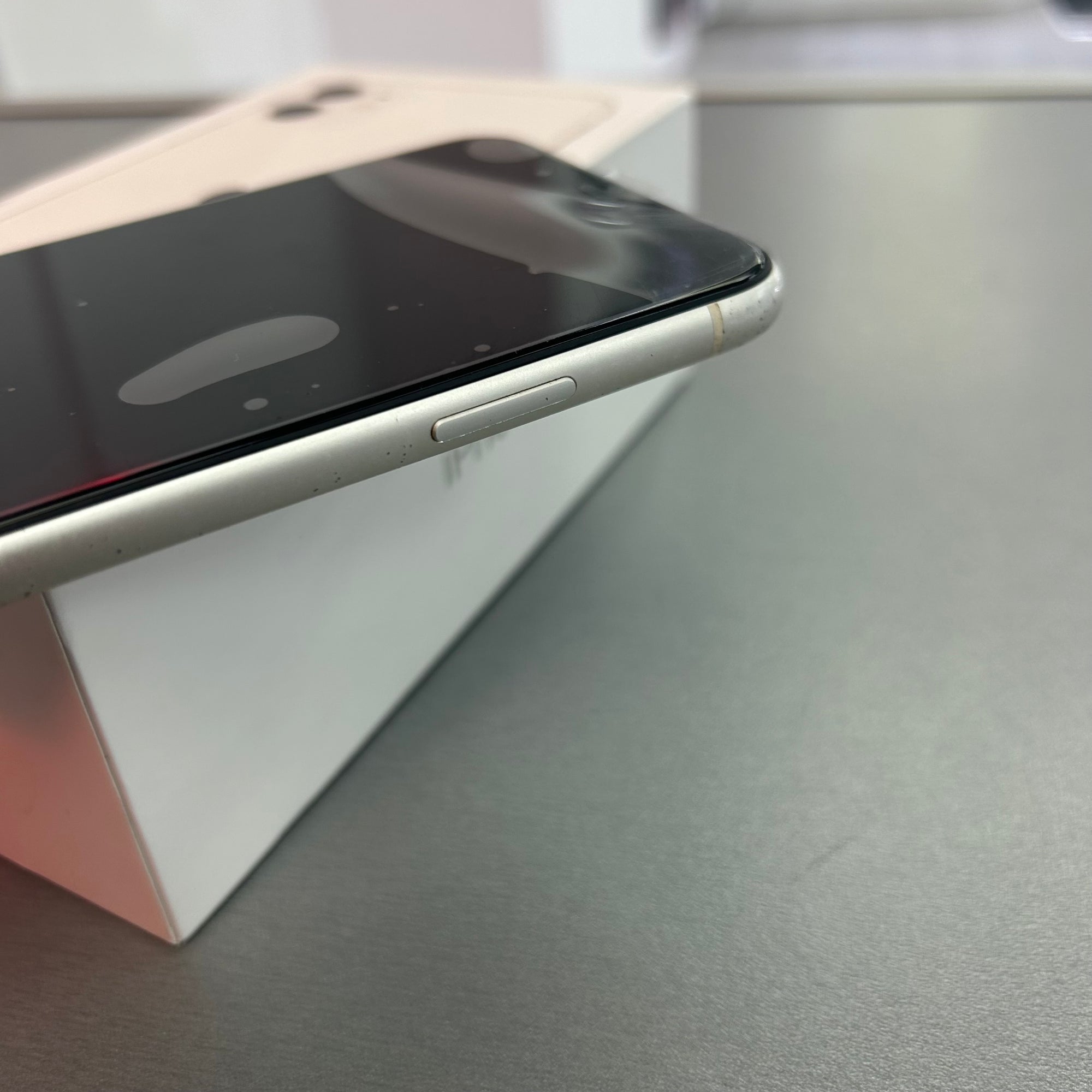 Apple iPhone 11 White 64GB Unlocked