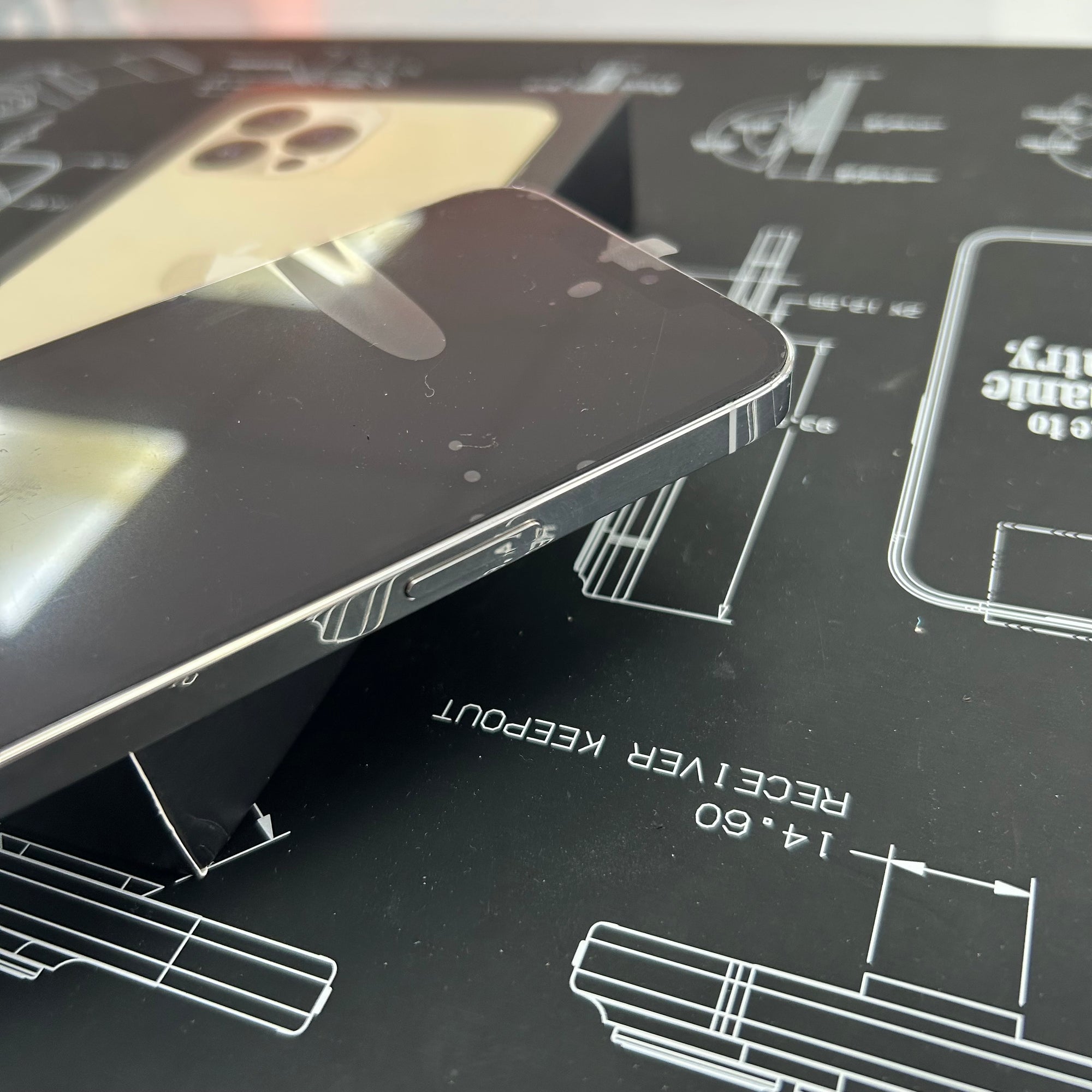 Apple iPhone 12 Pro Max 256GB Silver 100% Battery Health