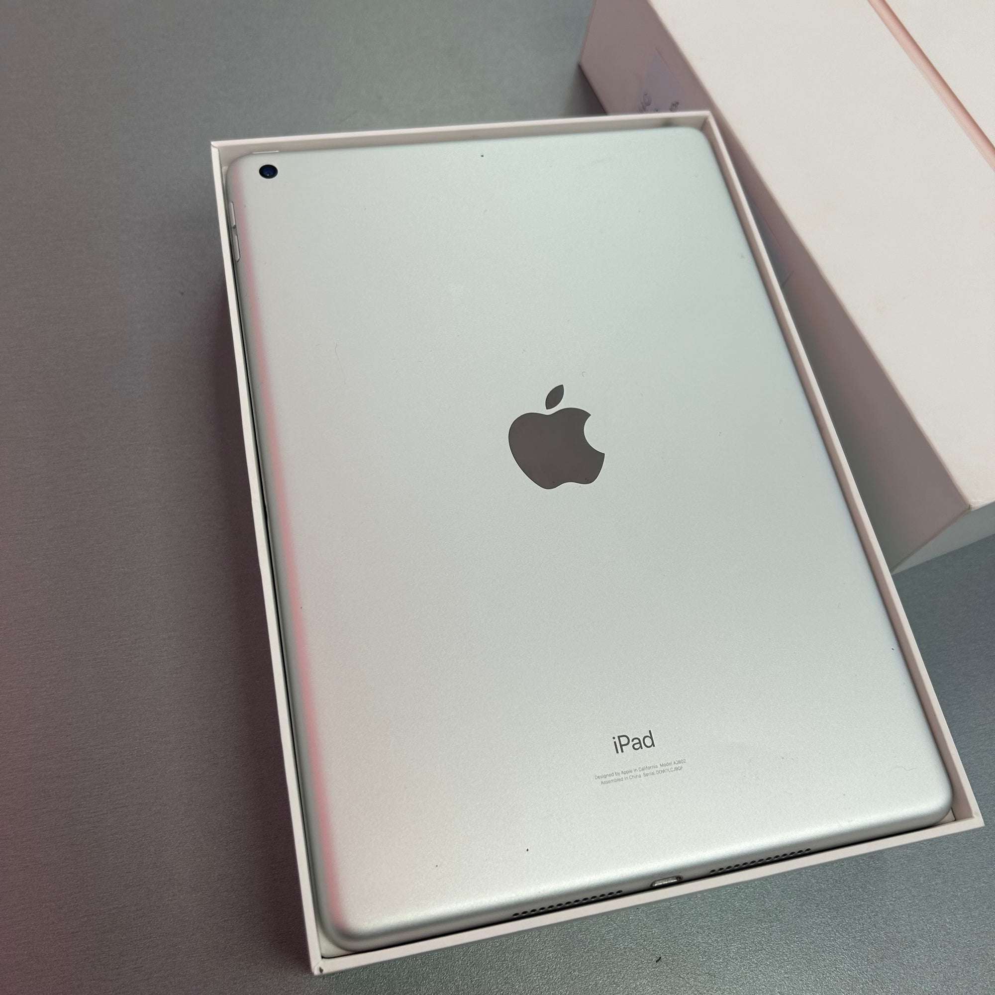 Apple iPad 9th Generation 64GB Silver - Wi-Fi Edition
