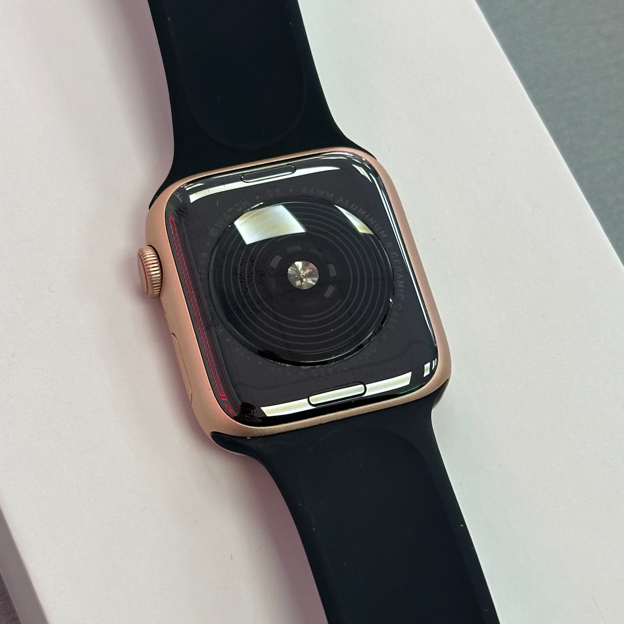 Apple Watch SE 2020 Gold GPS &amp; LTE 44mm