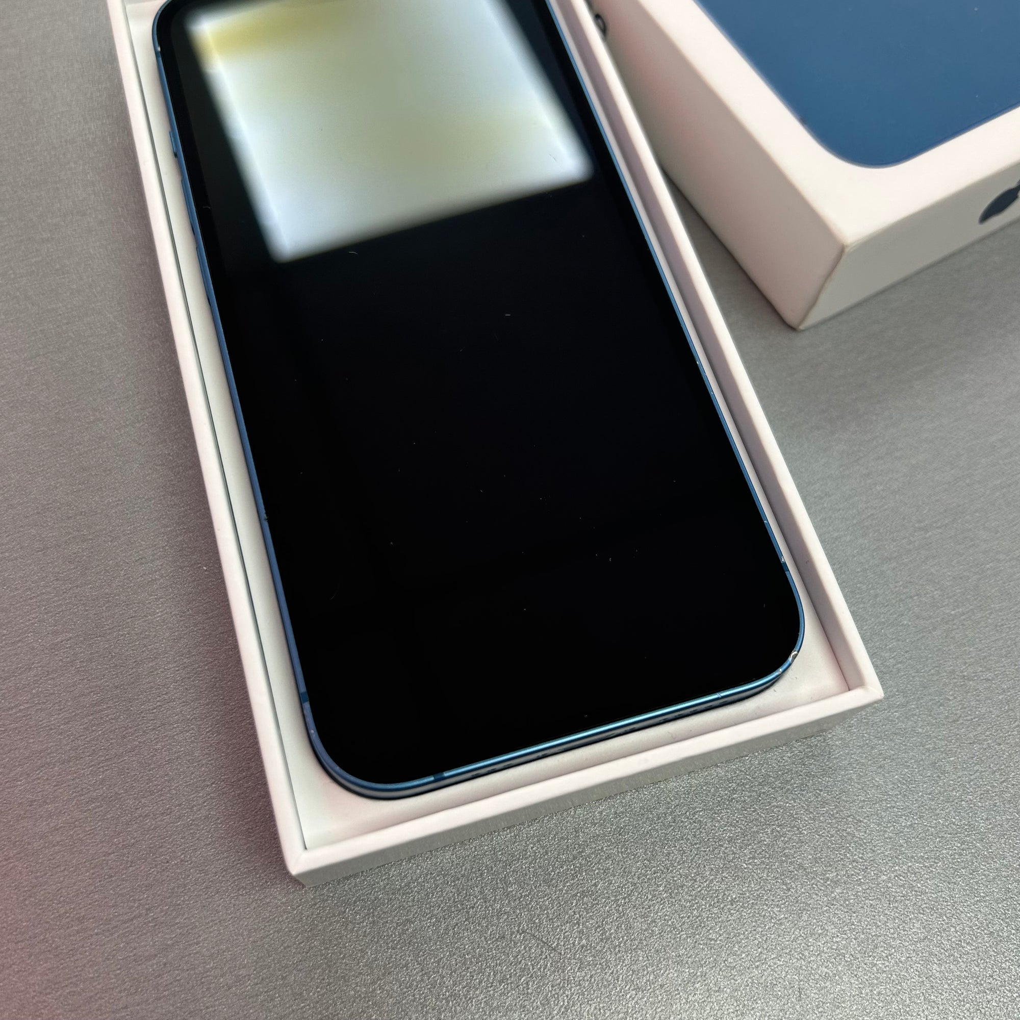 Apple iPhone 13 128GB Blue - 100% Battery Health