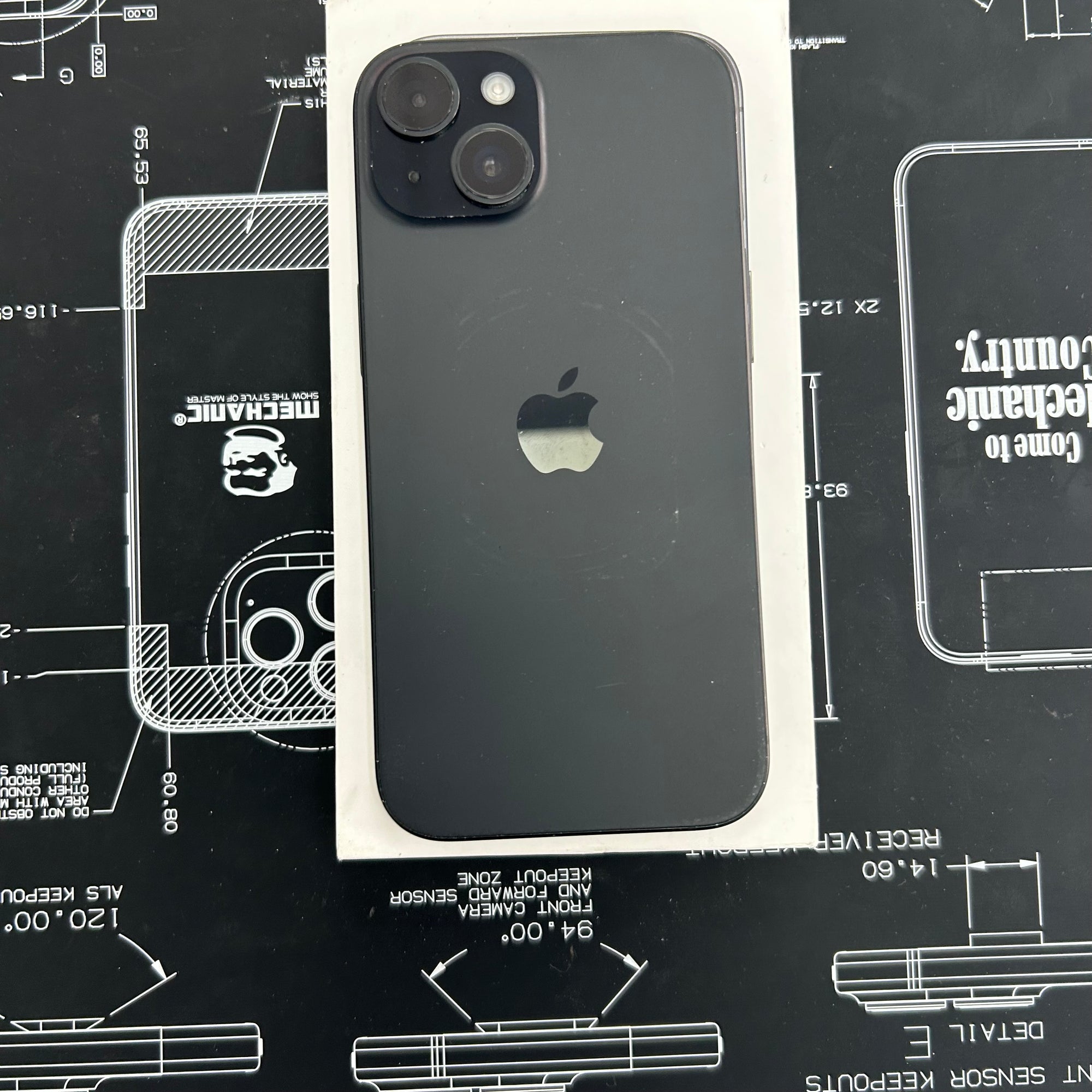 Apple iPhone 15 128GB Black - 90% Battery Health