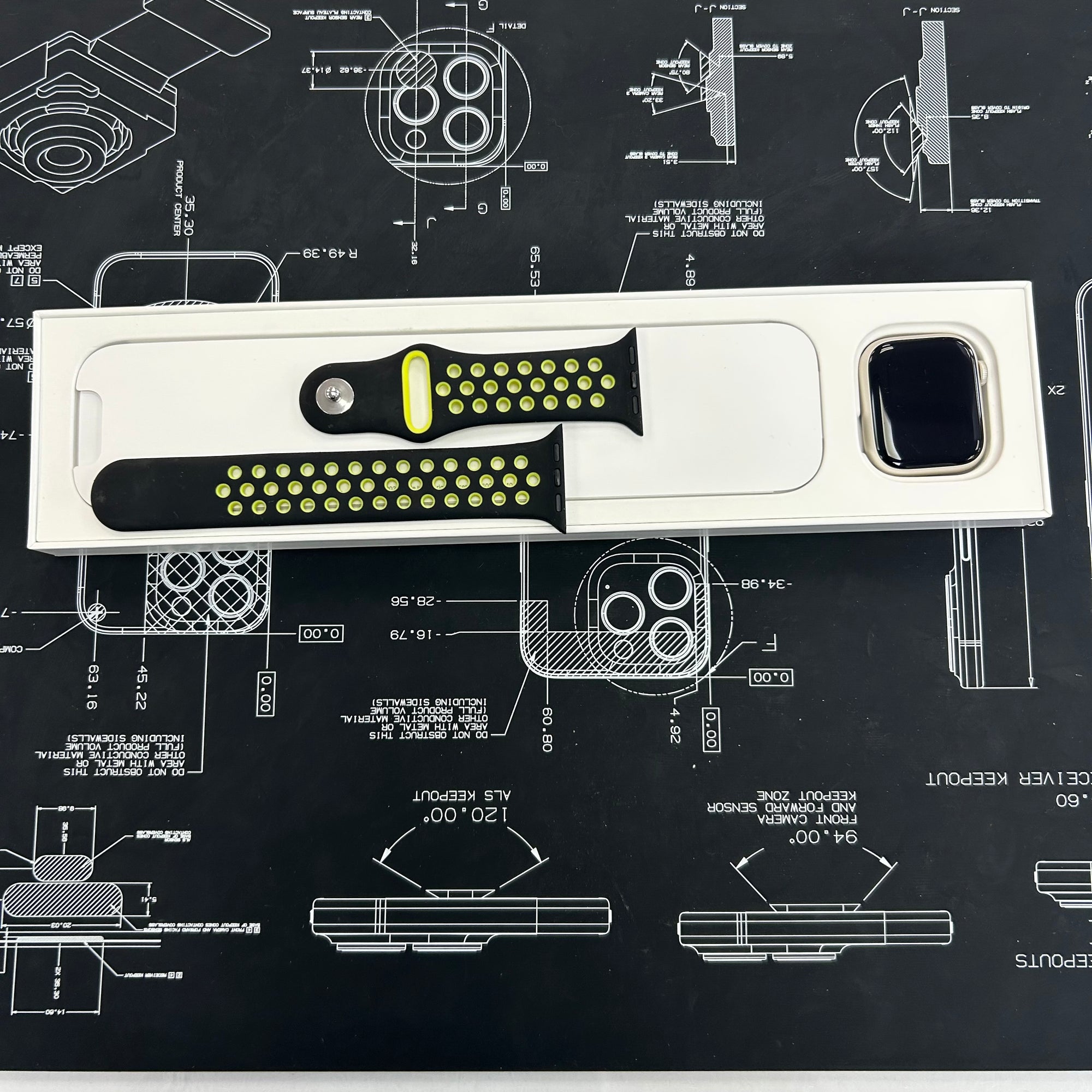 Apple Watch Series 7, 41mm GPS Starlight Aluminium Case