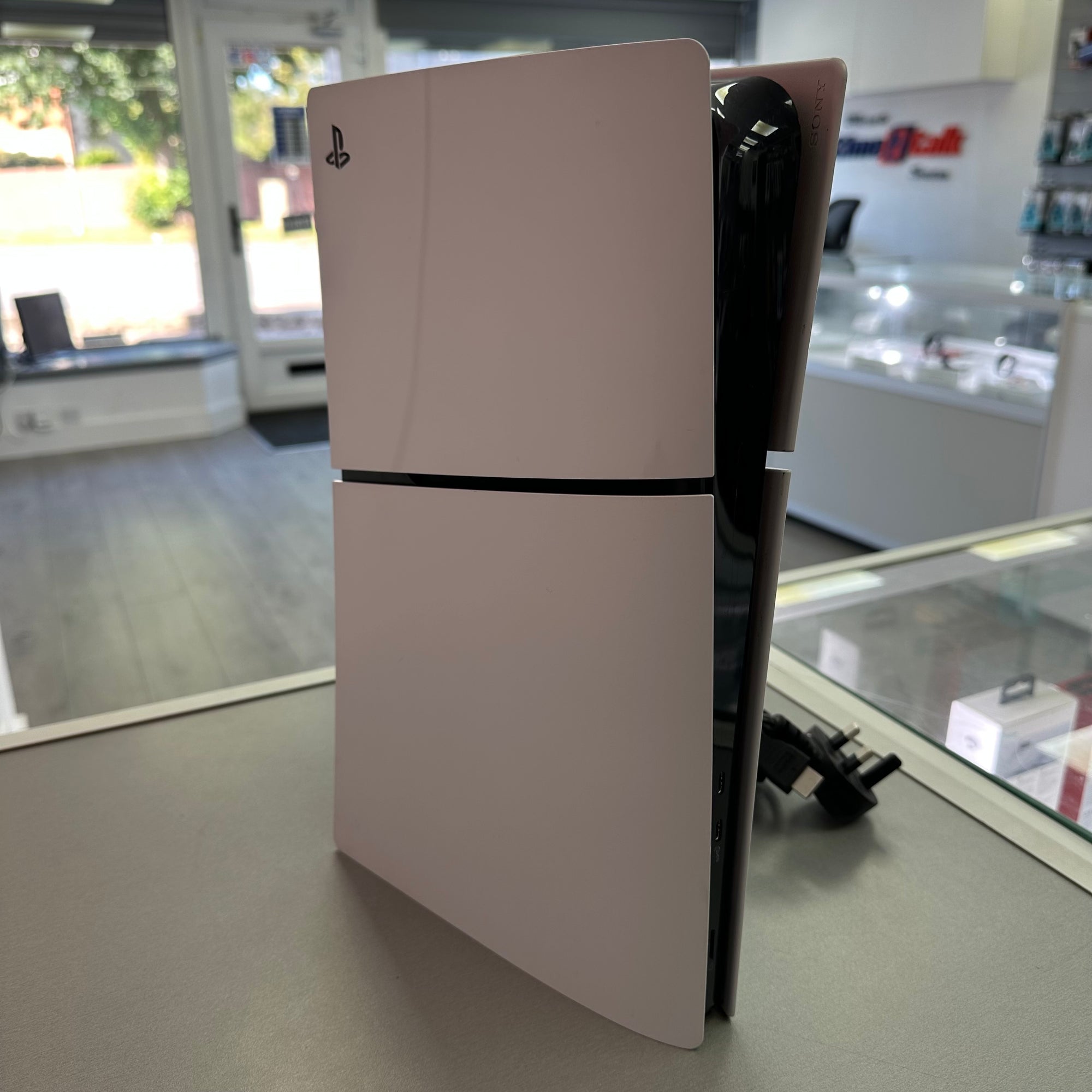 Sony Playstation 5 Slim Digital Edition 1TB - All accessories included