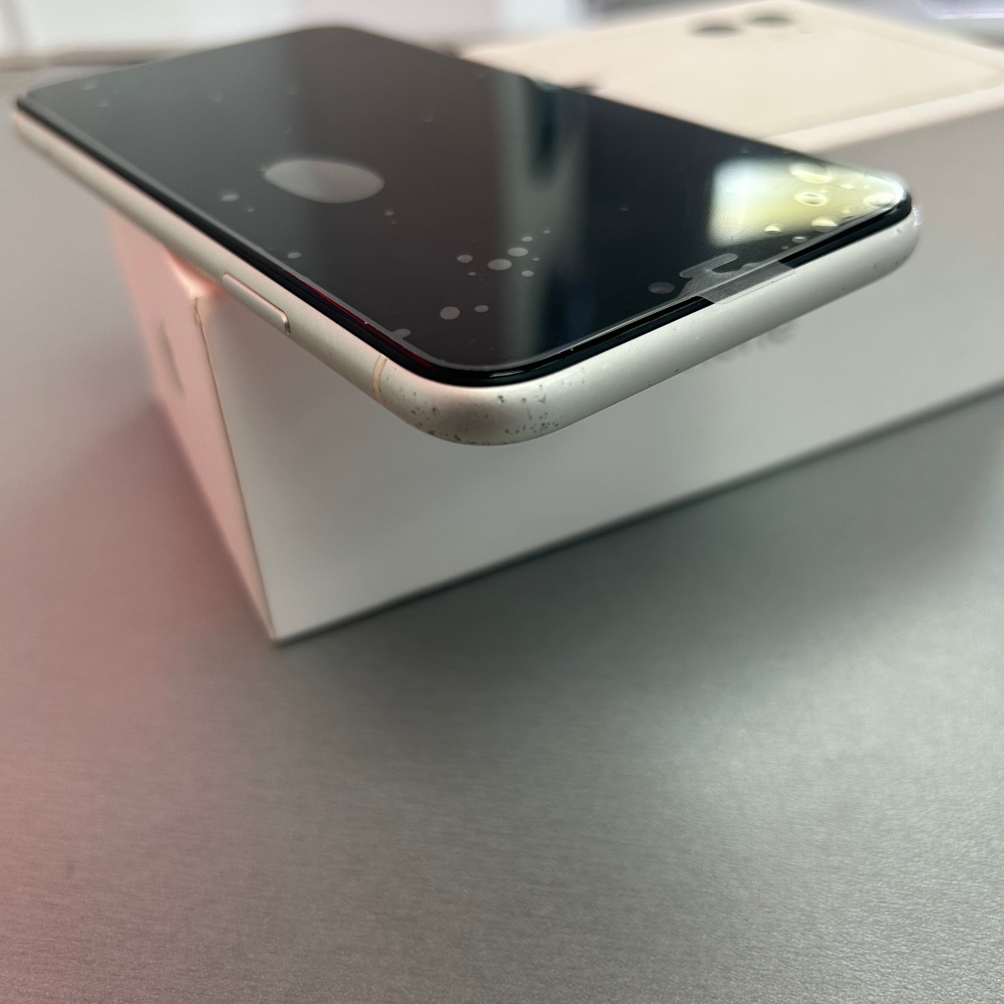 Apple iPhone 11 White 64GB Unlocked