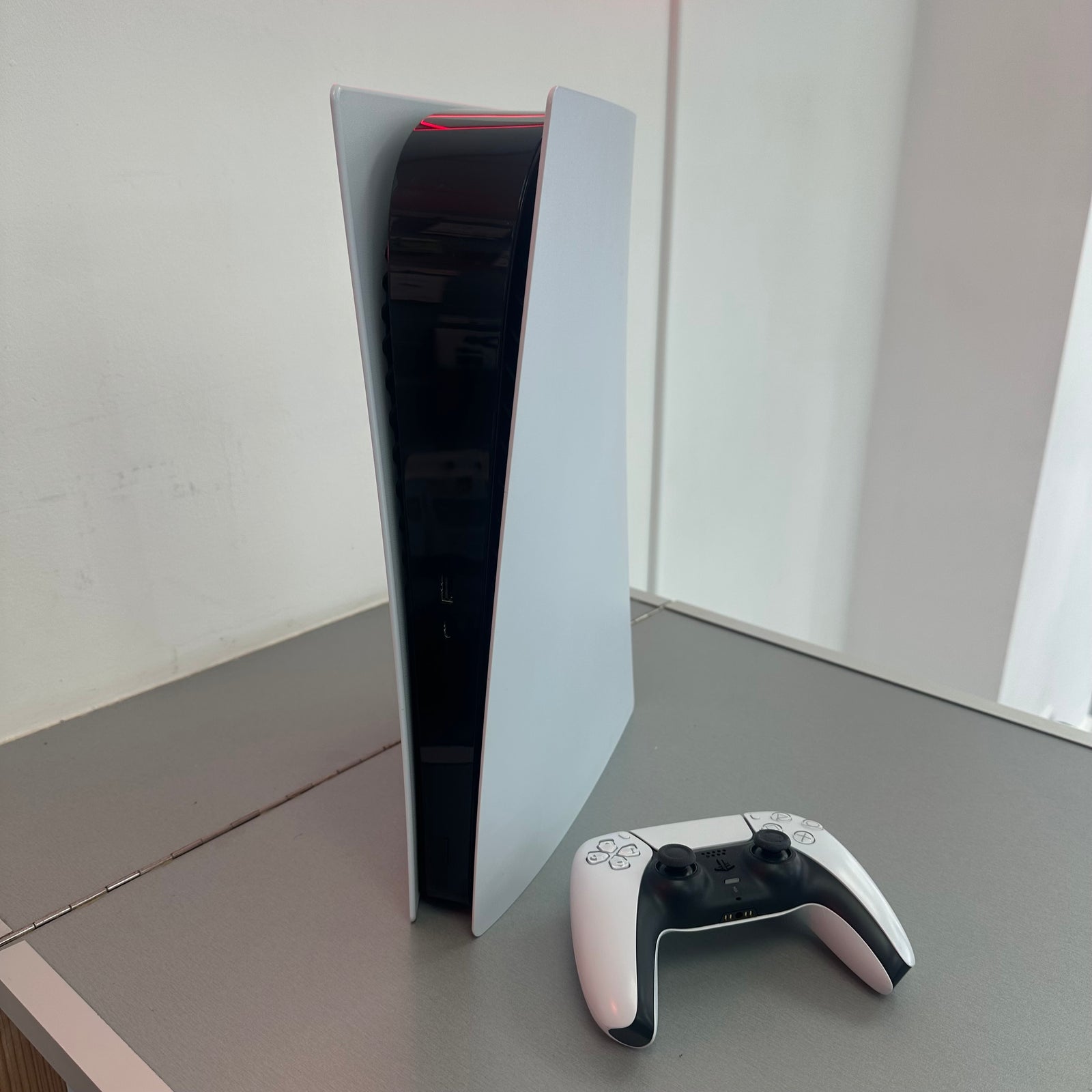 Sony Playstation 5 Digital Edition 825GB - Serviced and Included with all accessories