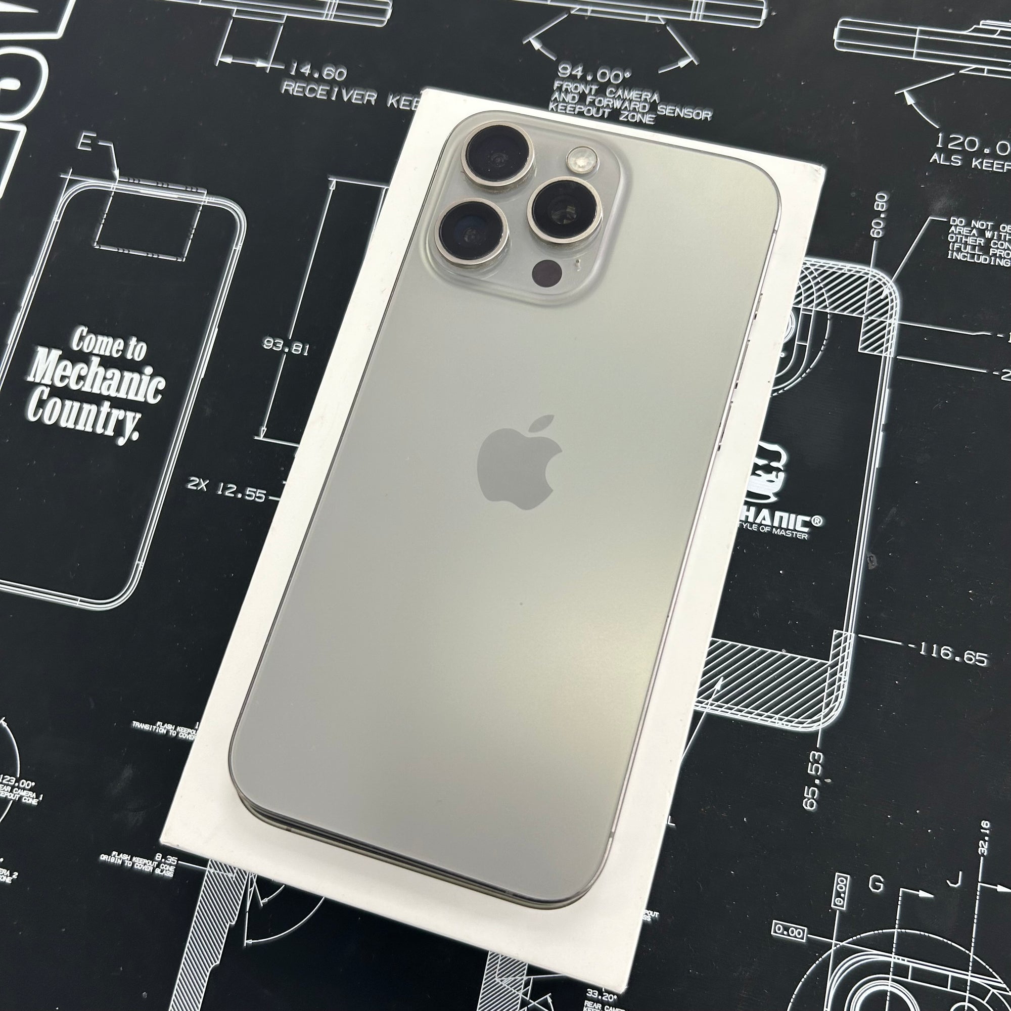 Apple iPhone 15 Pro Max 512GB Natural Titanium