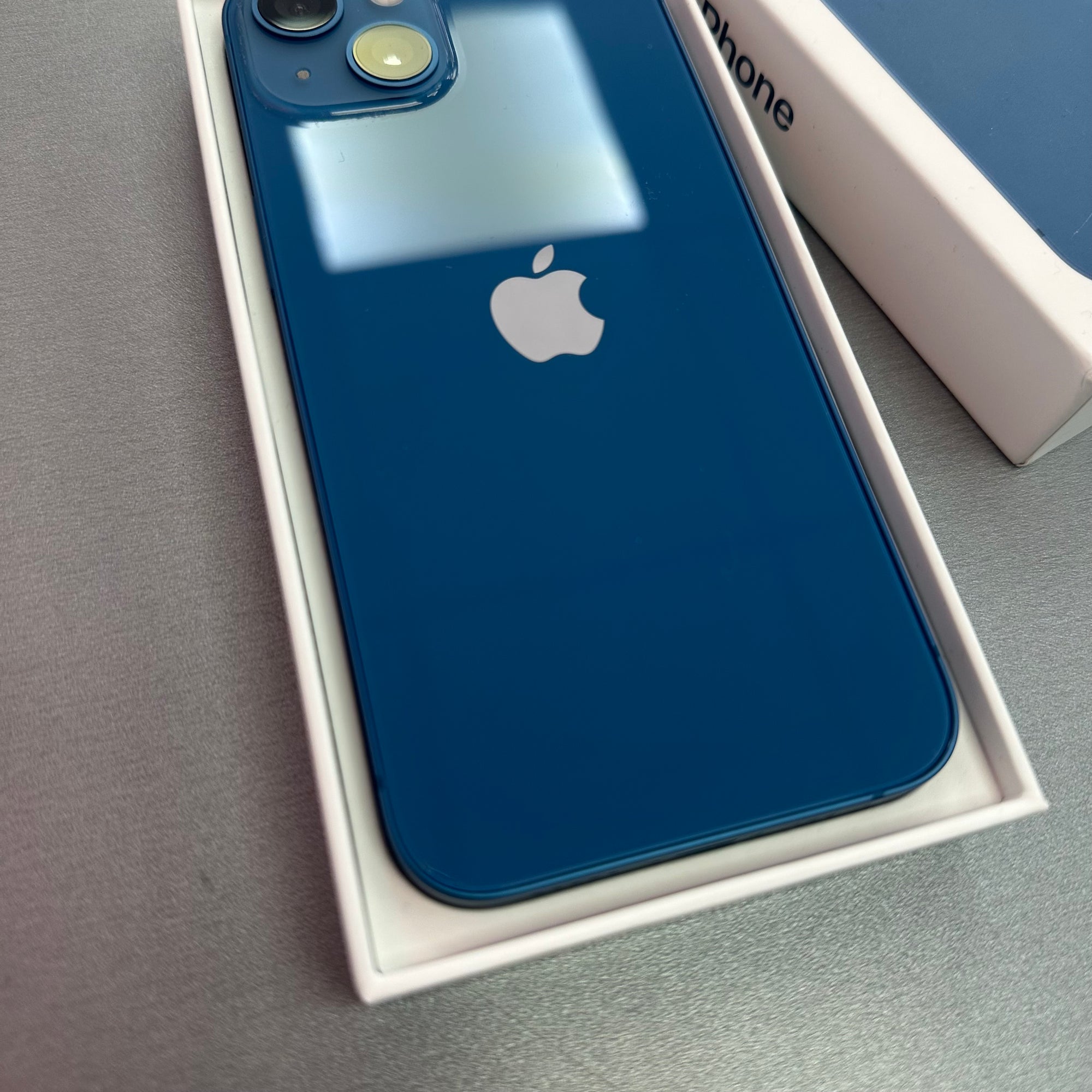 Apple iPhone 13 128GB Blue - 90% Battery Health