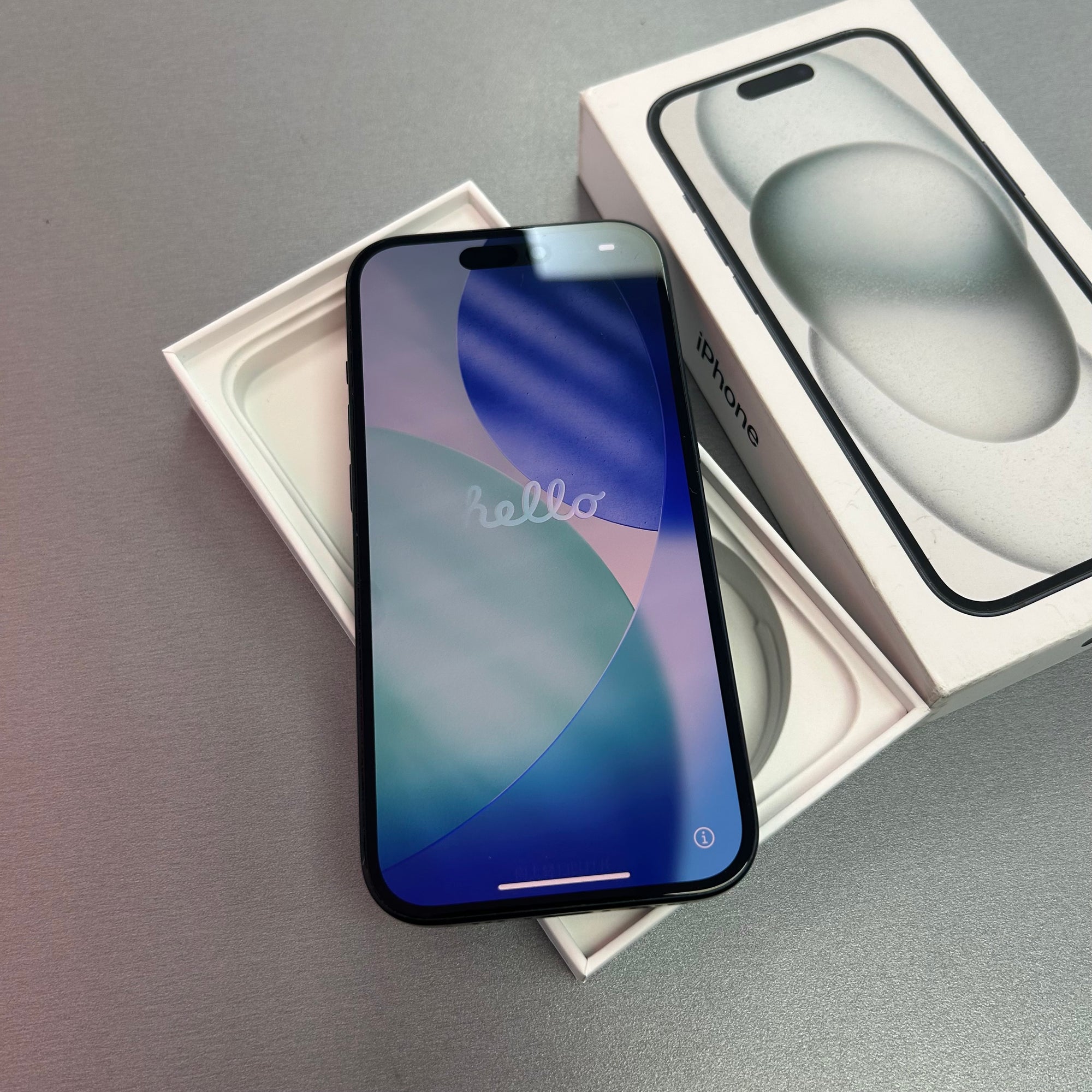 Apple iPhone 15 256GB Black - 94% Battery Health