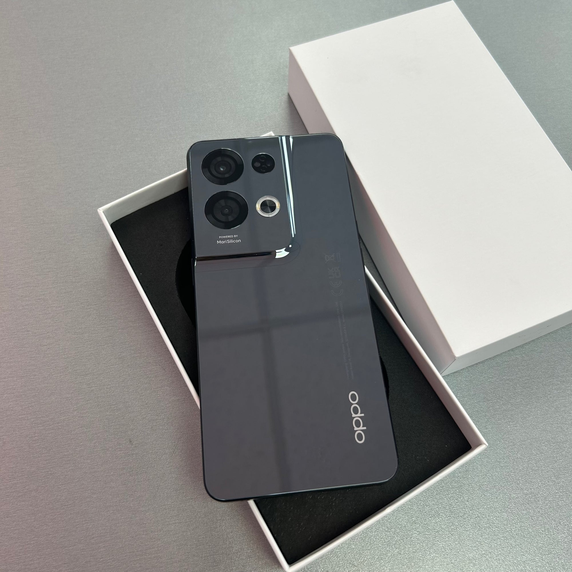 Oppo Reno 8 - 256GB Shimmer Black Smartphone