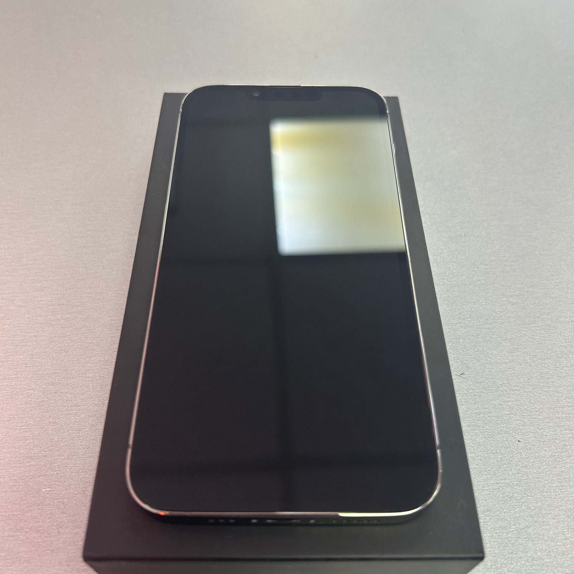 Apple iPhone 13 Pro 256GB Graphite 98% Battery Health