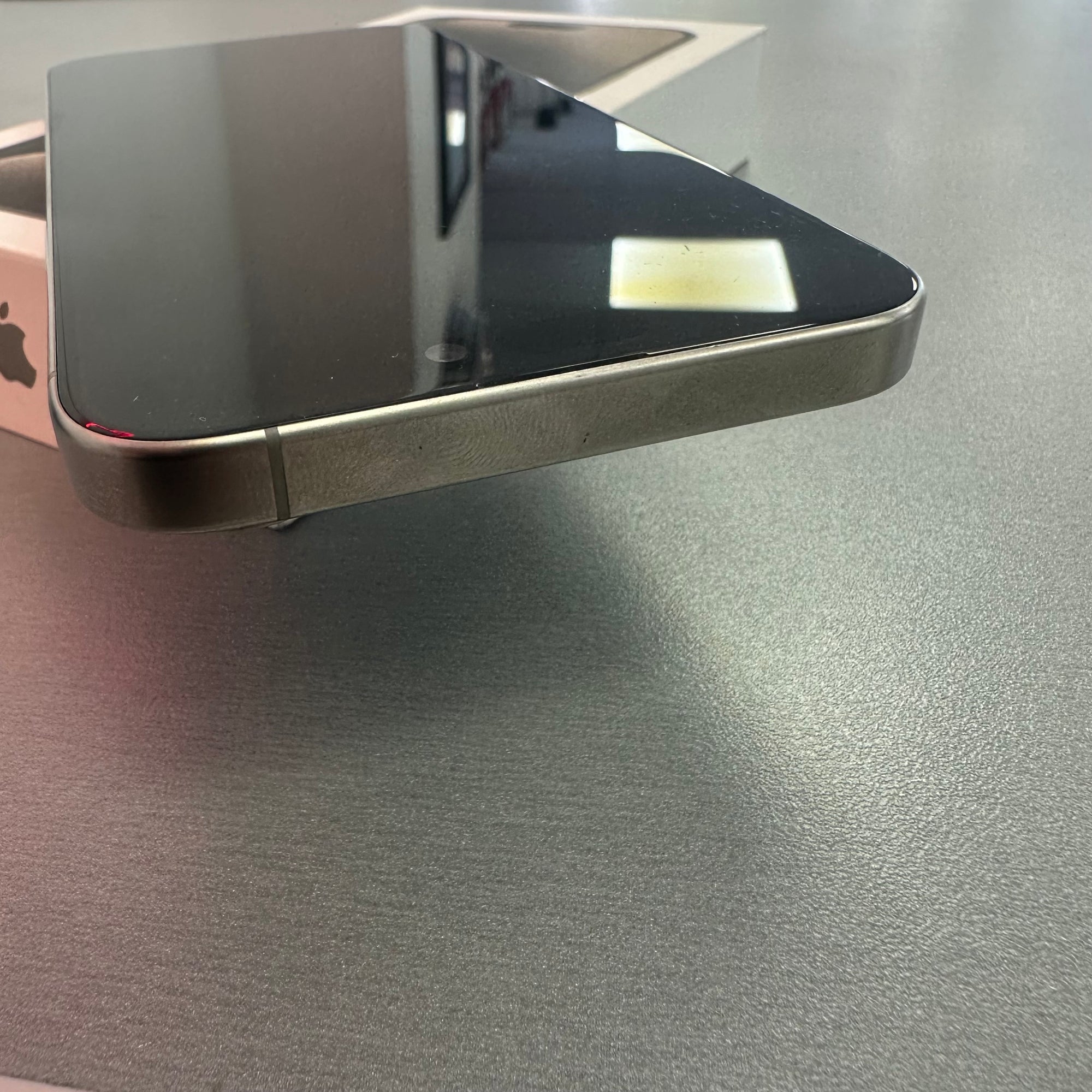 Apple iPhone 15 Pro Max 256GB Natural Titanium