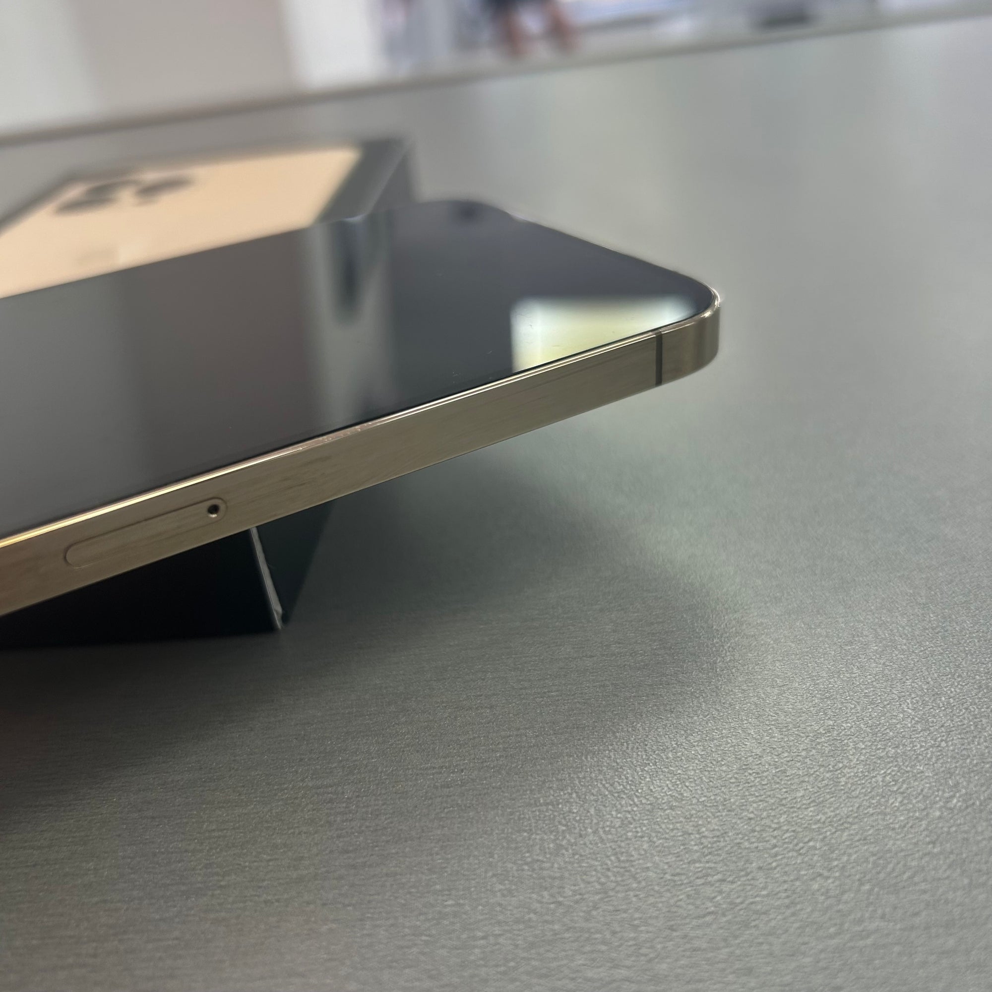 Apple iPhone 13 Pro Max 128GB Gold - 100% Battery Health