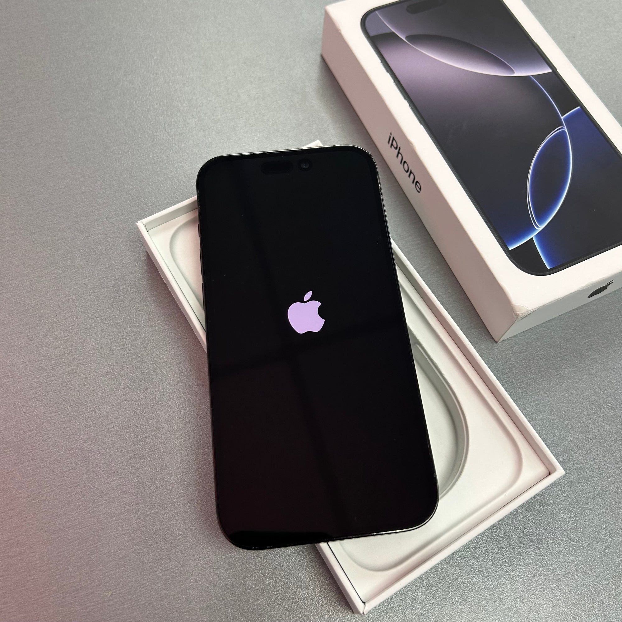 Apple iPhone 14 Pro - Black 128GB &amp; 100% Battery Health