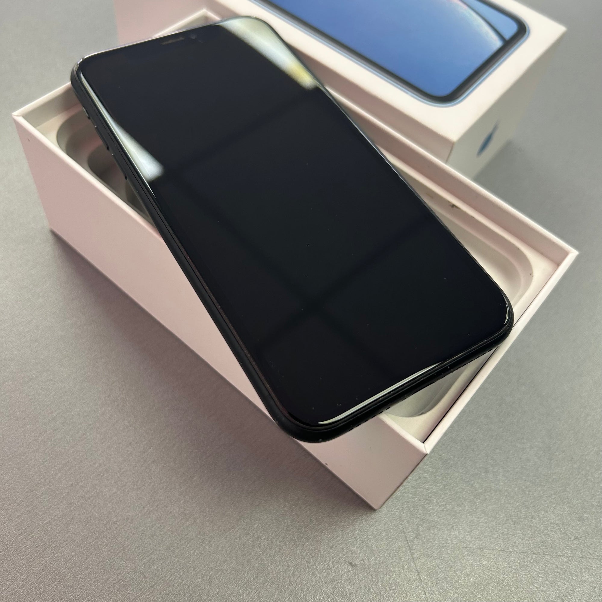 Apple iPhone XR 128GB Black 100% Battery Health