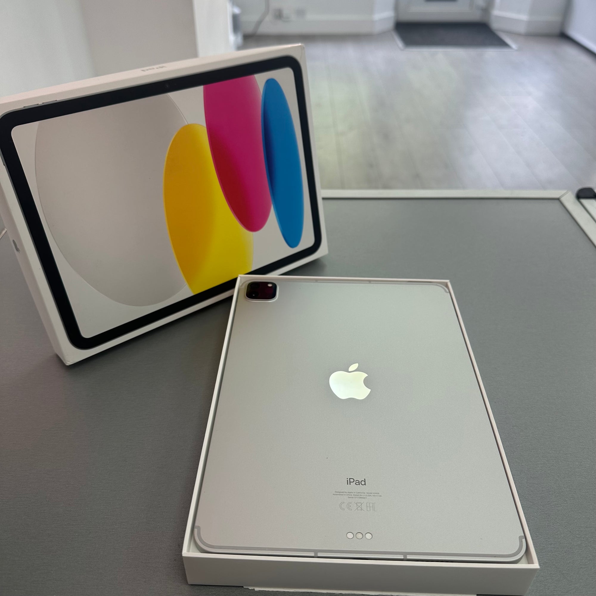 Apple iPad Pro 11 inch (3rd Gen) 128GB Space Grey Wi-Fi &amp; Cellular