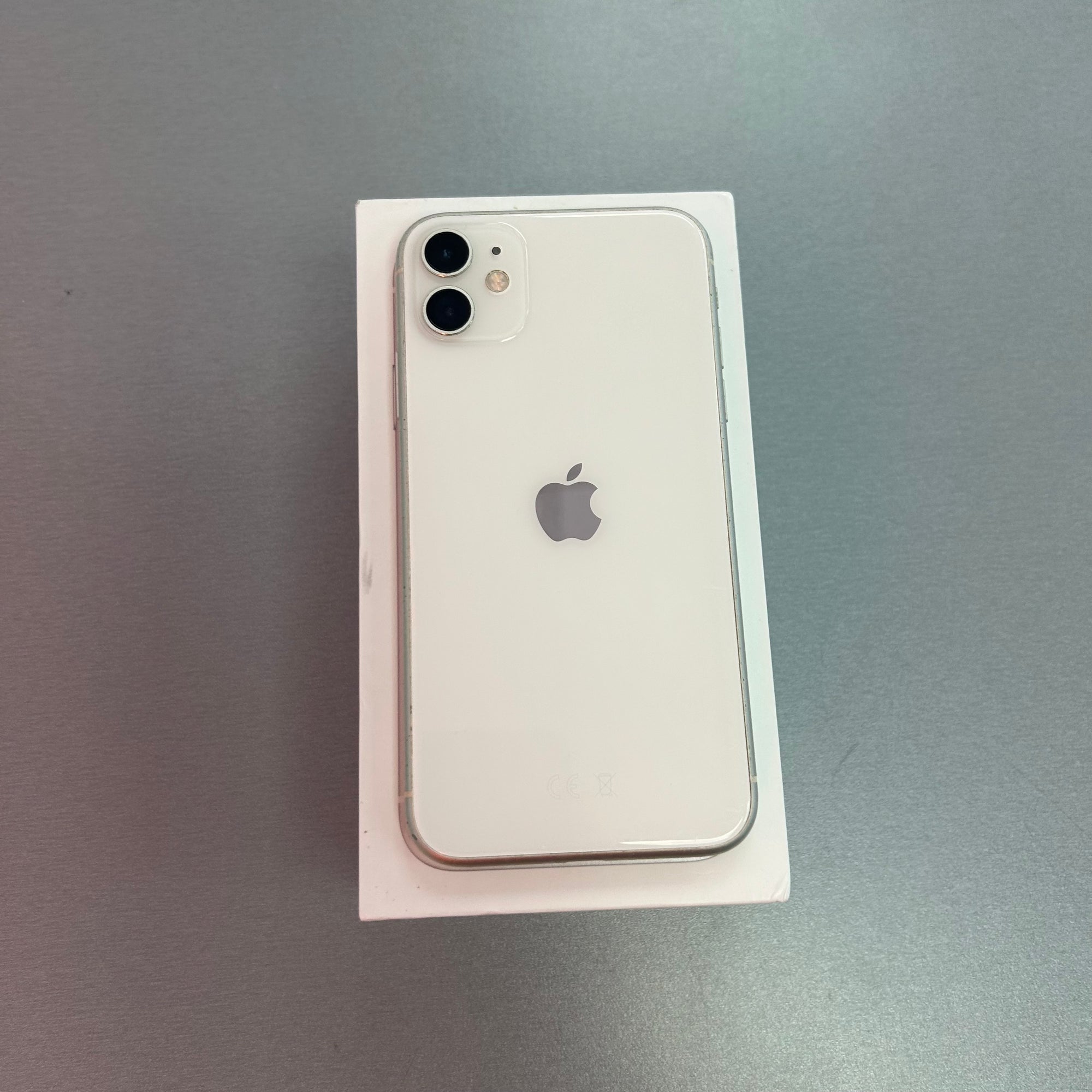 Apple iPhone 11 White 64GB Unlocked