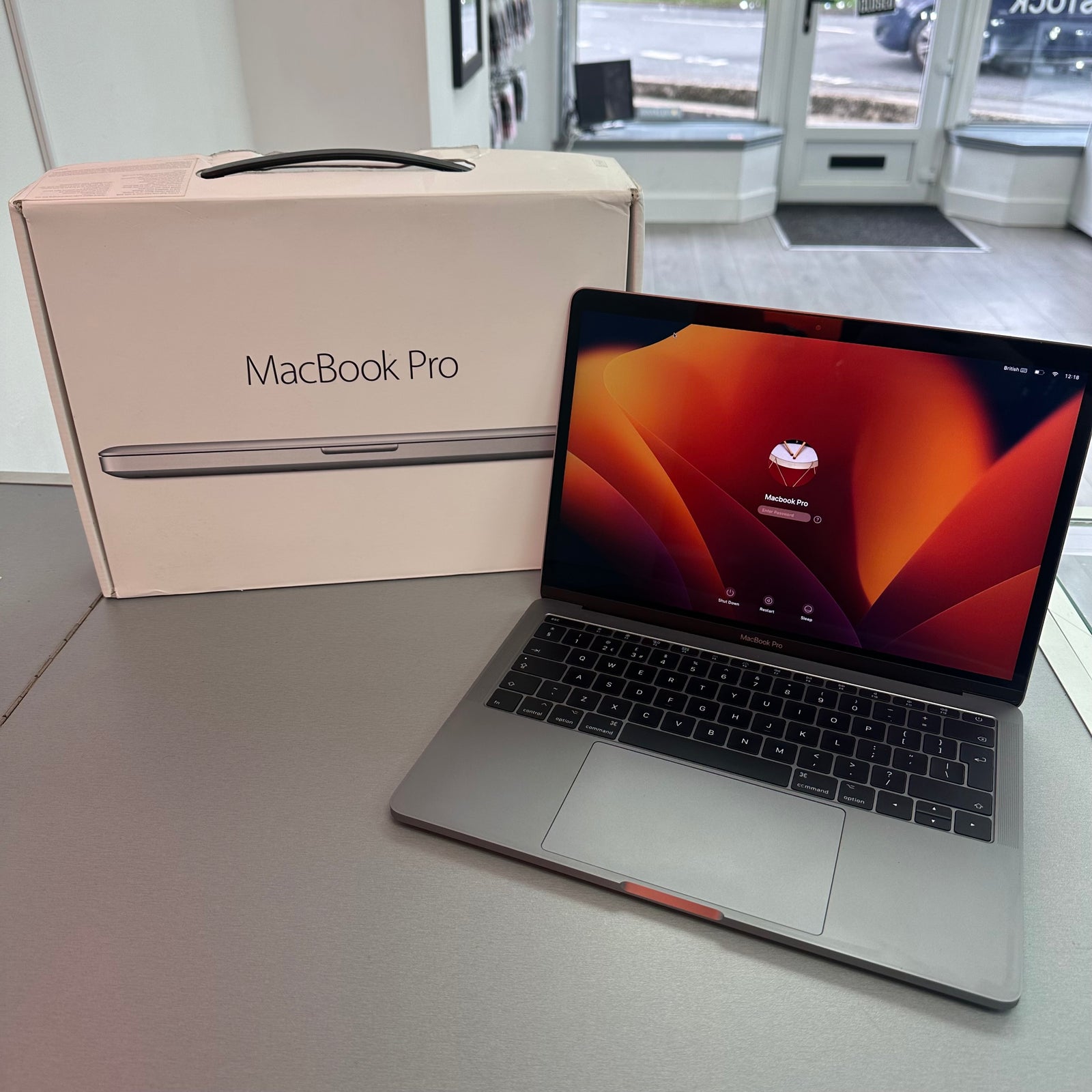 Apple 13 Inch MacBook Pro 2017 - Space Grey, 128GB, 8GB RAM & Intel i5