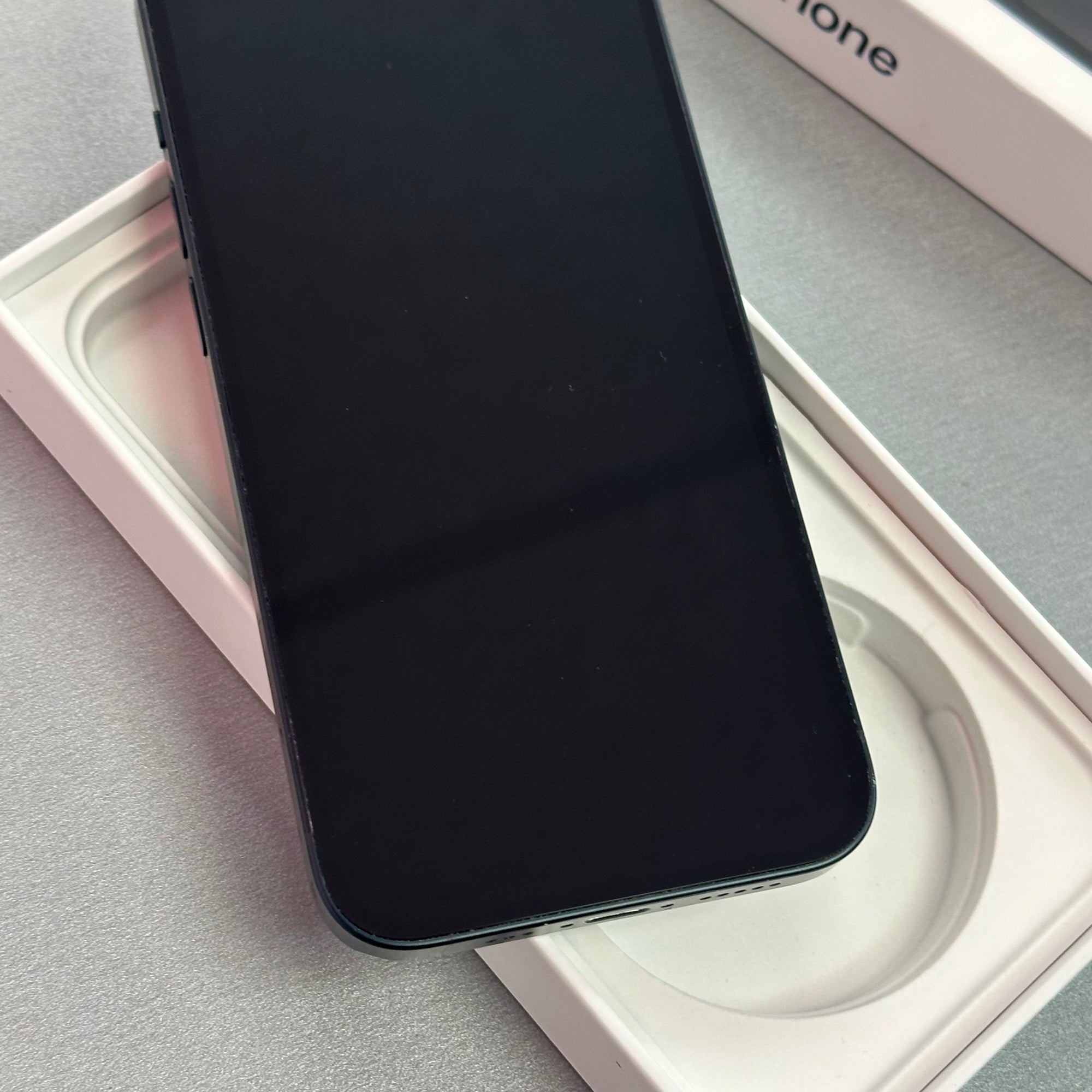 Apple iPhone 14 128GB Midnight - 100% Battery Health