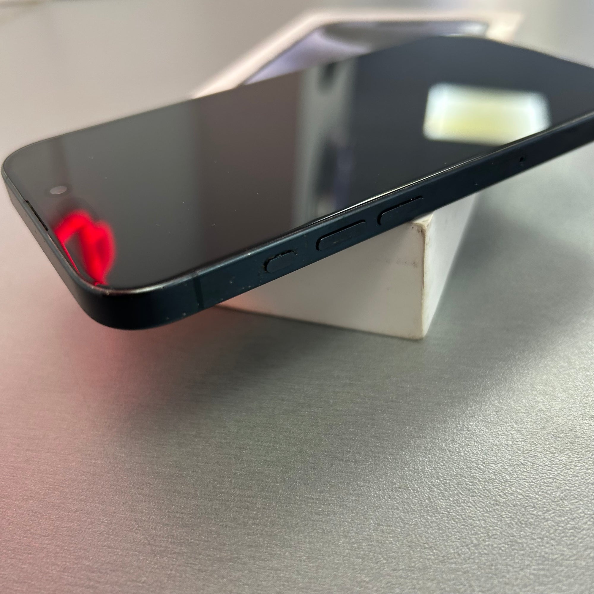 Apple iPhone 15 Pro 128GB Blue Titanium - 100% Battery Health