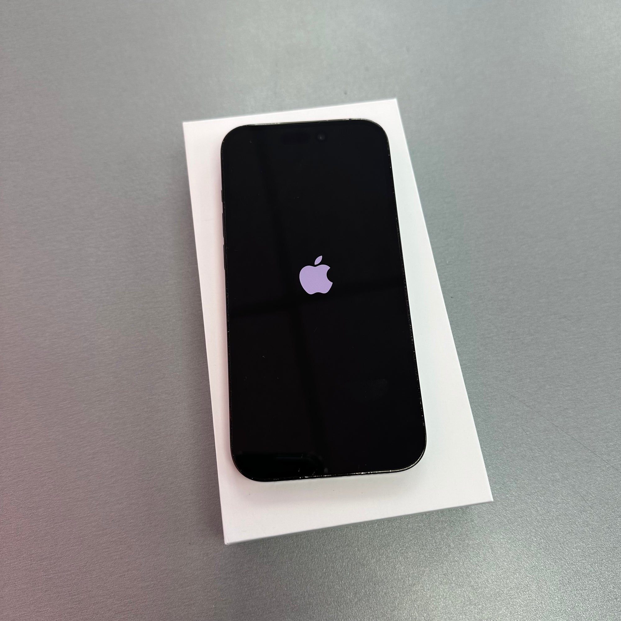 Apple iPhone 14 Pro - Space Black 256GB &amp; 100% Battery Health
