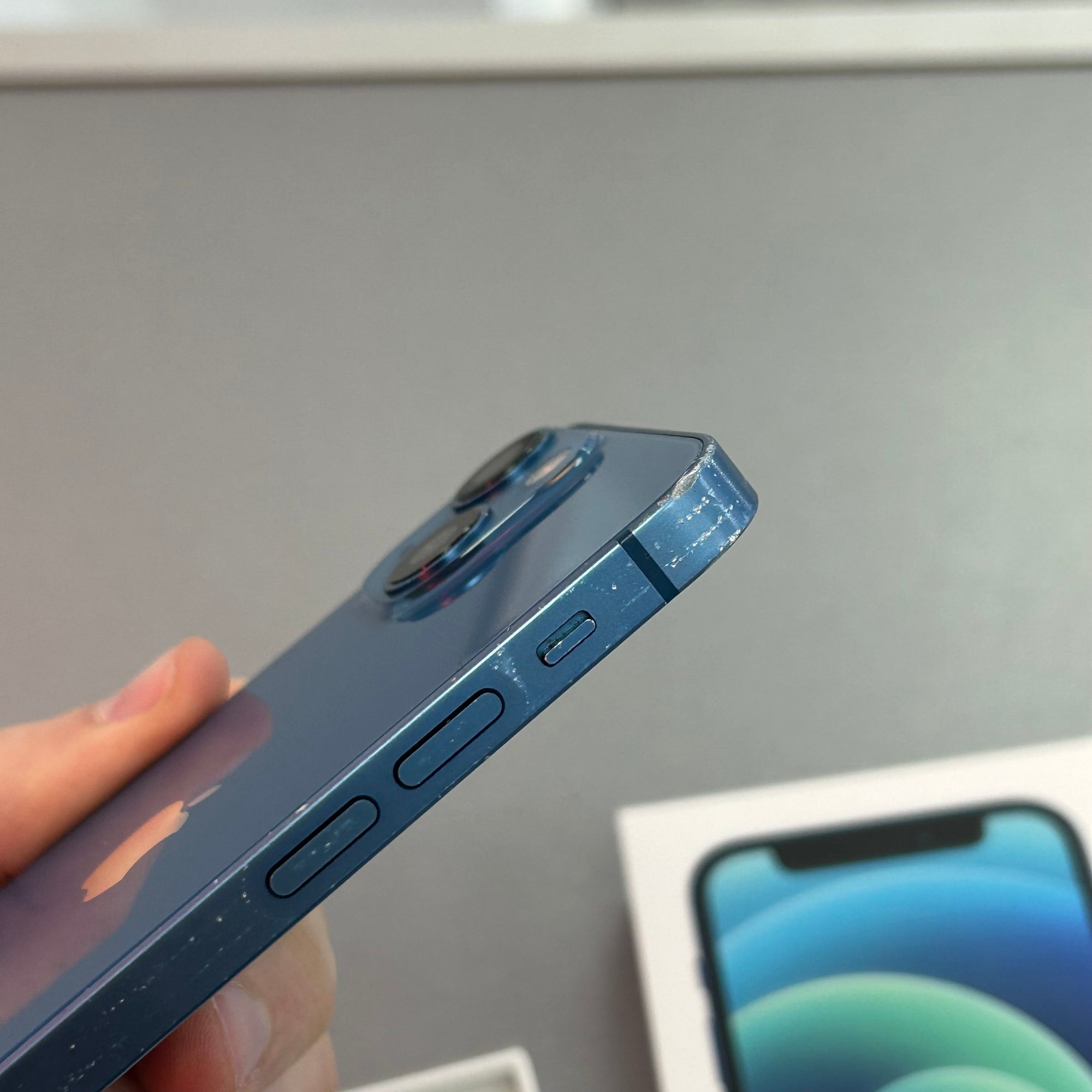 Apple iPhone 13 Mini 256GB Blue - 100% Battery Health