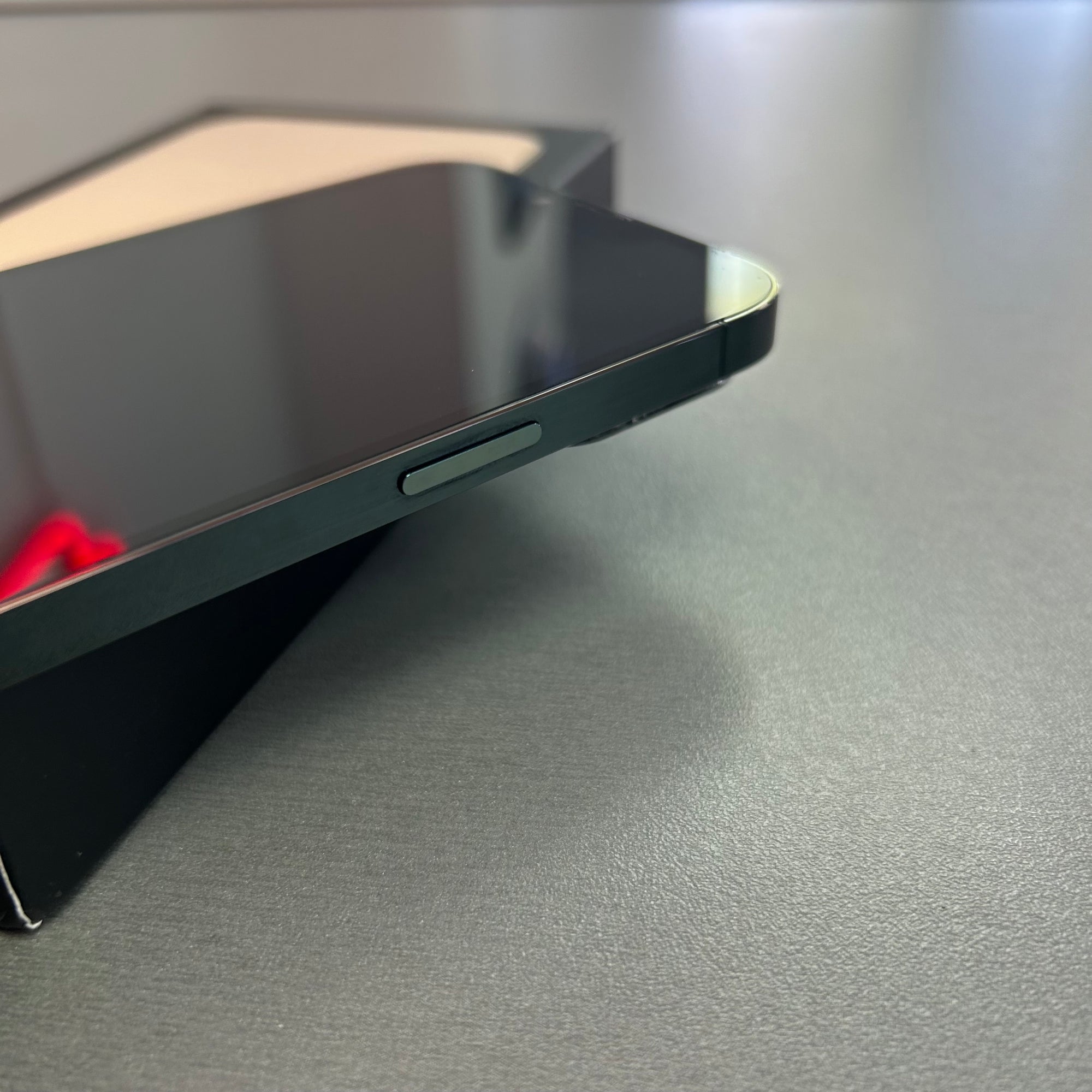 Apple iPhone 13 Pro Max 6.7” 1TB Alpine Green - 100% Battery Health