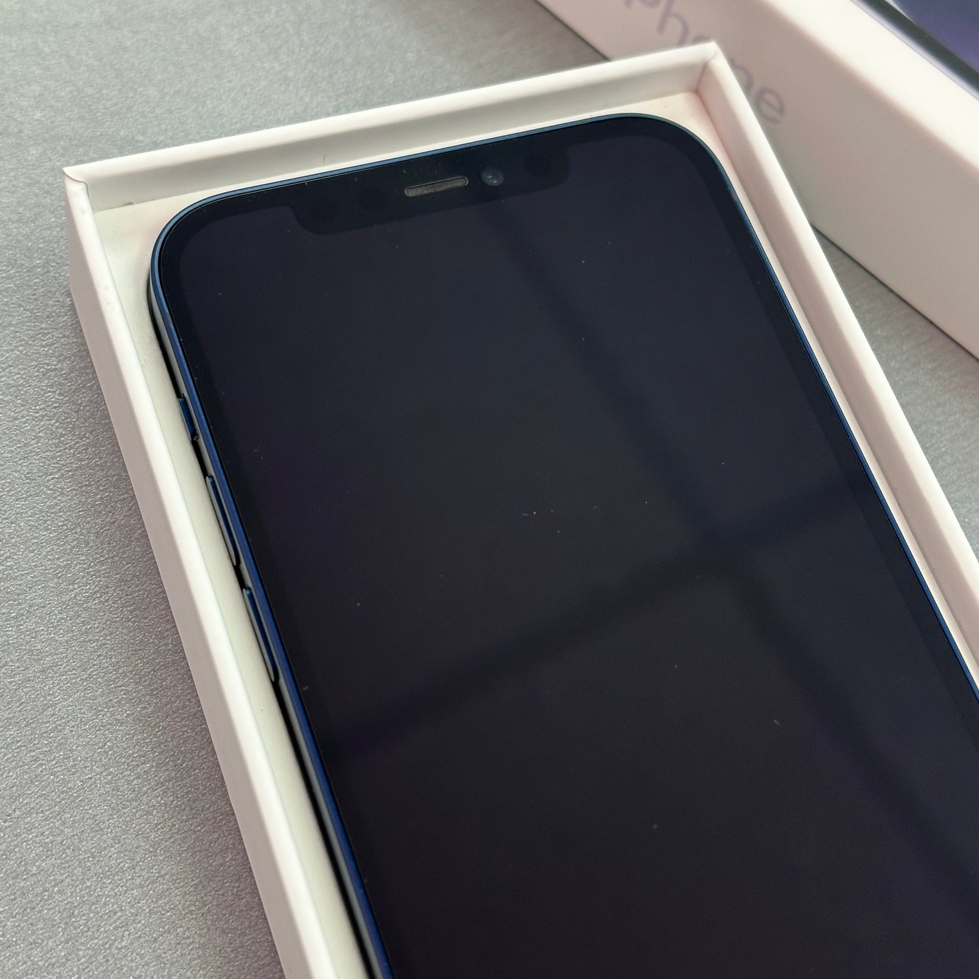 Apple iPhone 12 64GB Blue - 100% Battery Health