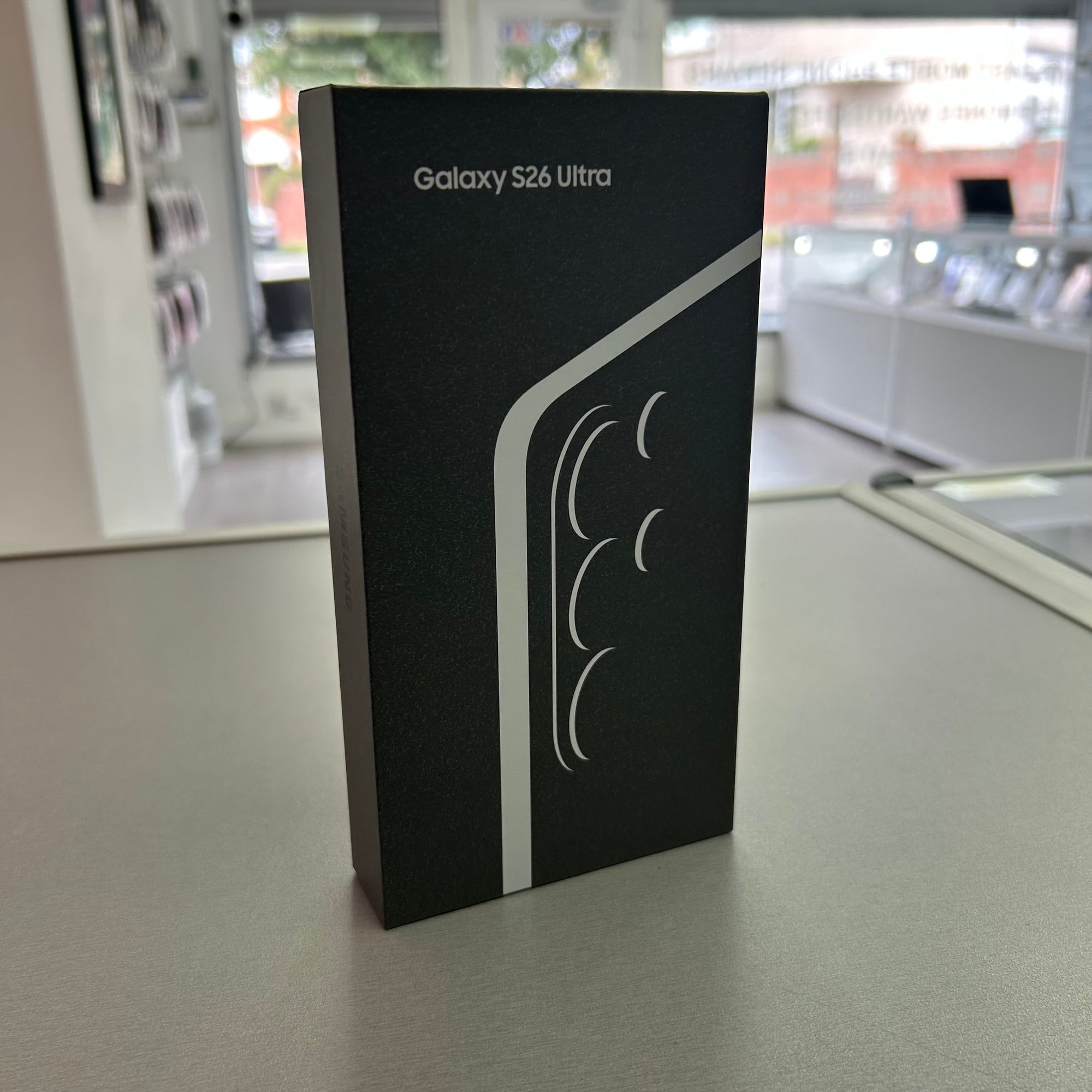 Samsung Galaxy S26 Ultra 256GB Titanium Black - Sealed Full warranty
