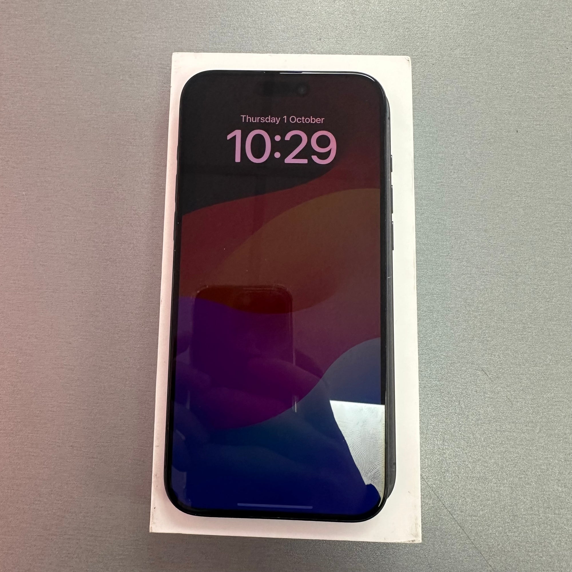 Apple iPhone 15 Pro Max 1TB Black Titanium - 100% Battery Health