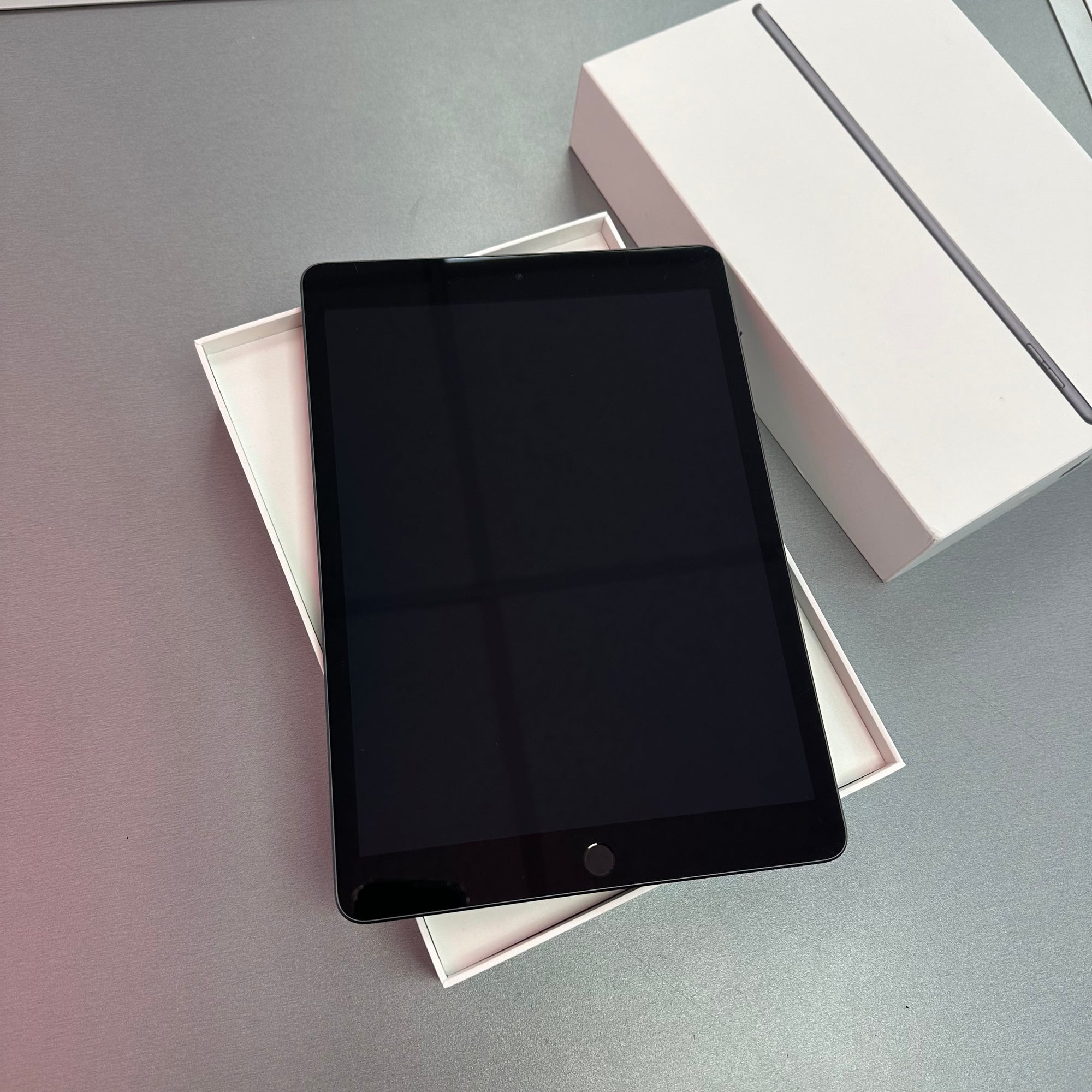 Apple iPad 9th Generation 64GB Space Grey Wi-Fi Edition