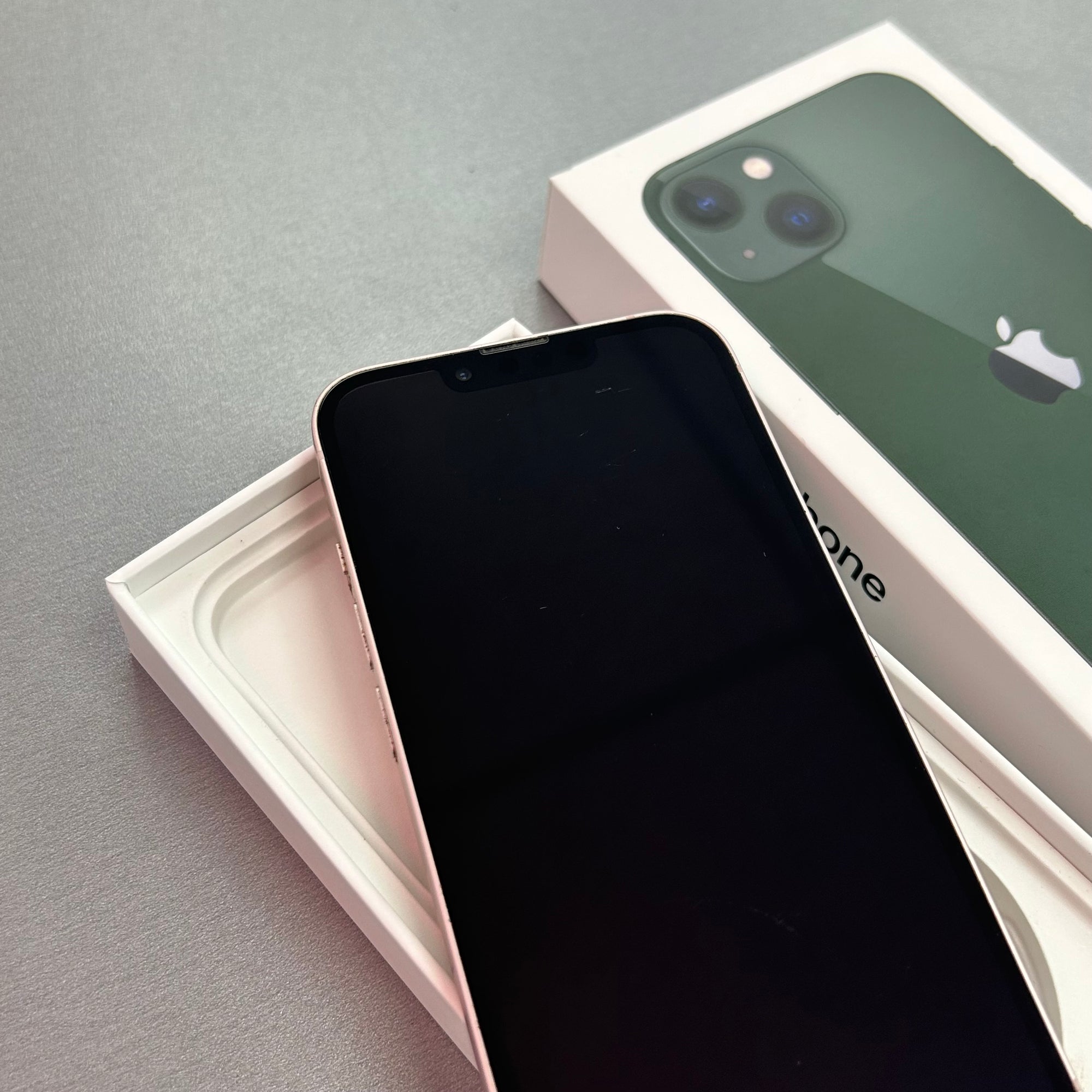 Apple iPhone 13 128GB Pink - 100% Battery Health